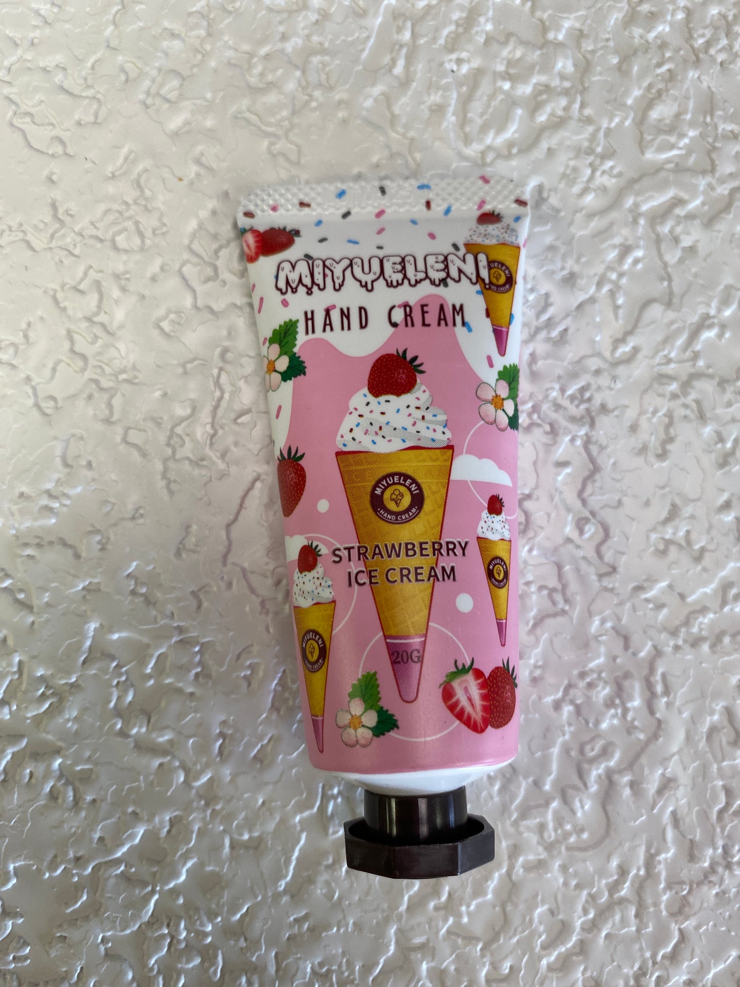 HAND CREAM STRAWBERRY ICE CREAM