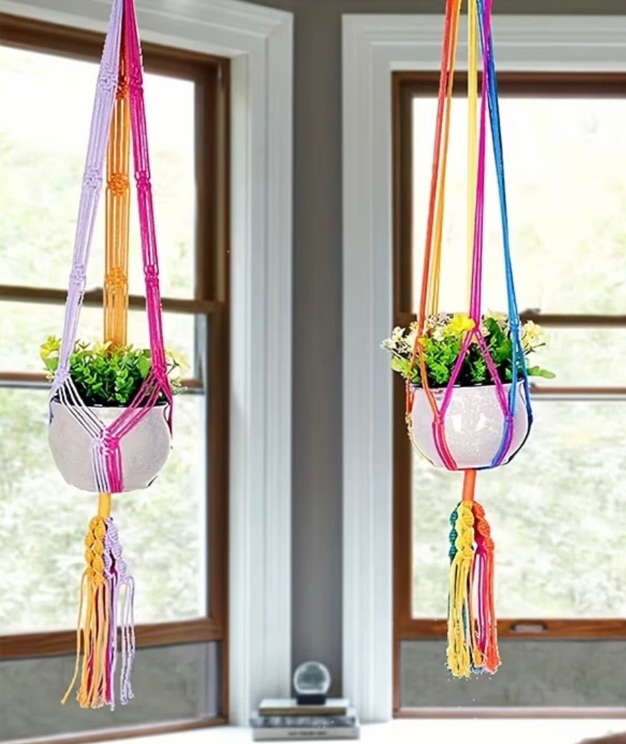BOHEMIA MACRAME PLANT HOLDER