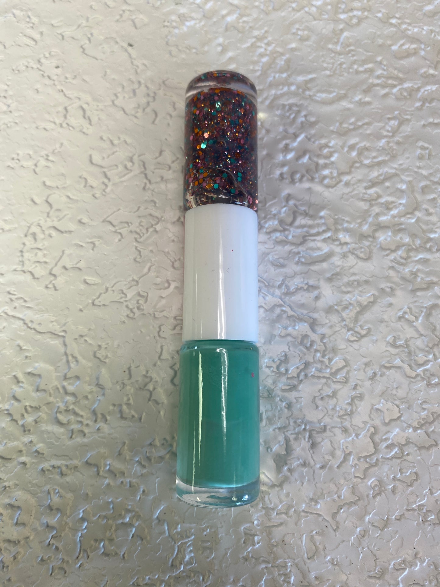 GLITTER NAIL POLISH BLUE APPLE