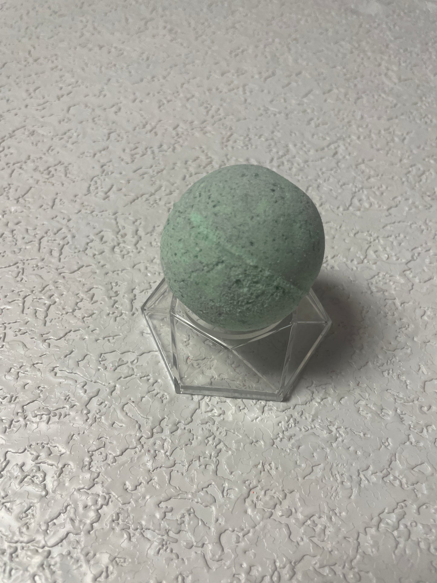 BATH BOMB PEPPERED FIG & PATCHOULI