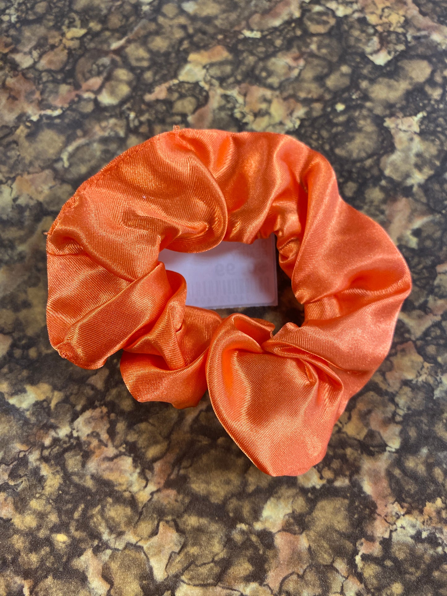 SATIN SCRUNCHIE DARK ORANGE
