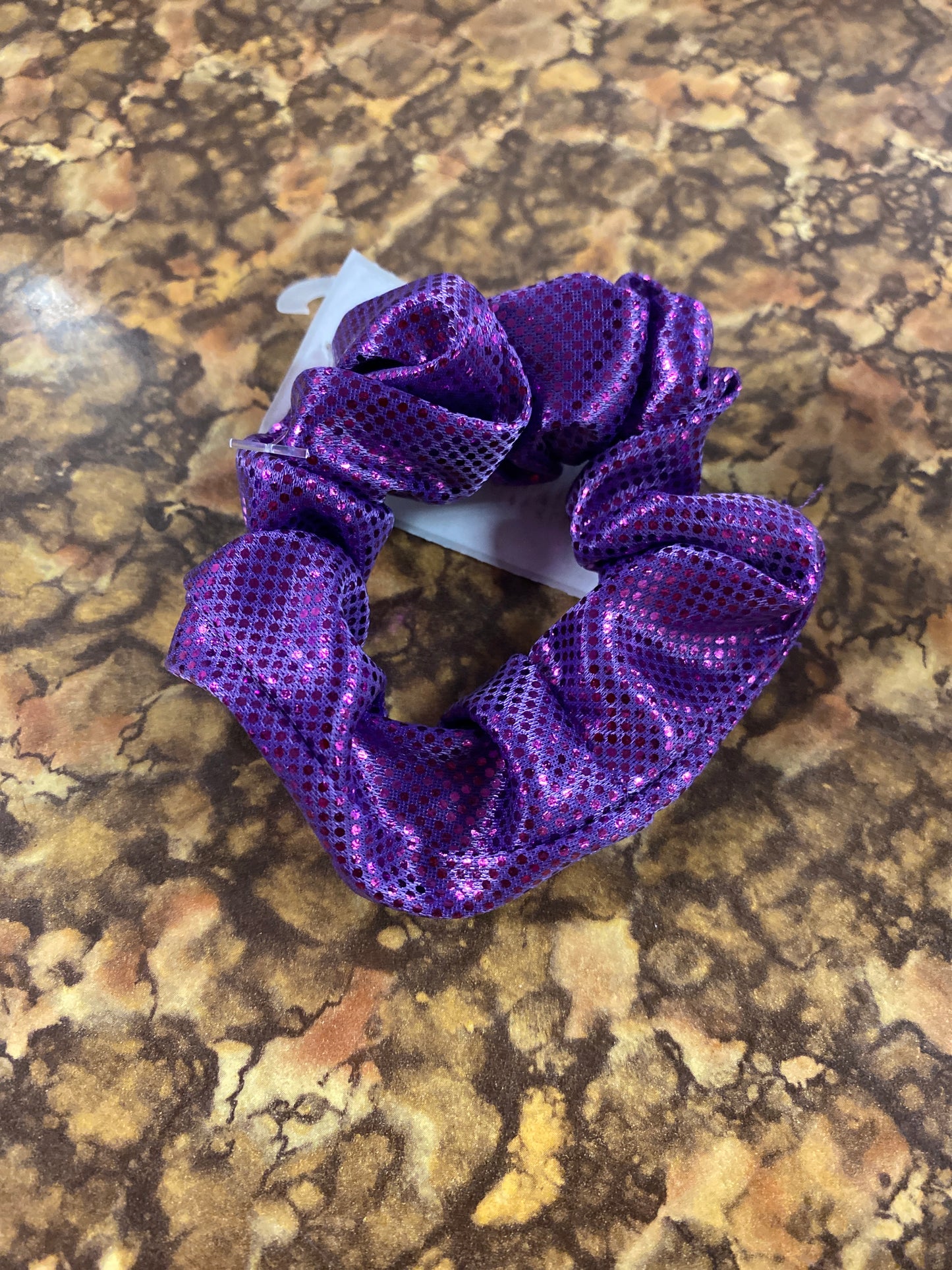 HOLOGRAPHIC SCRUNCHIE PURPLE