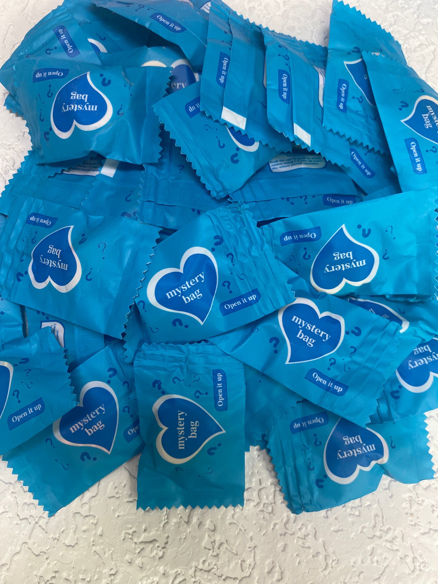 MINI SURPRISE BLUE BAG