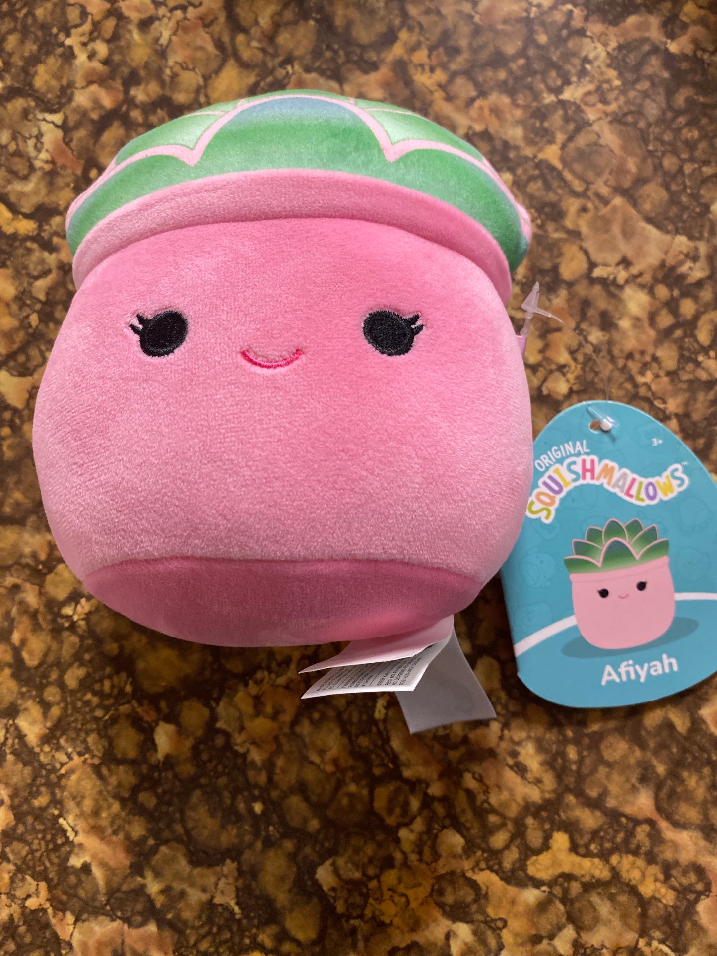 SQUISHMALLOW 5 INCH AFIYAH