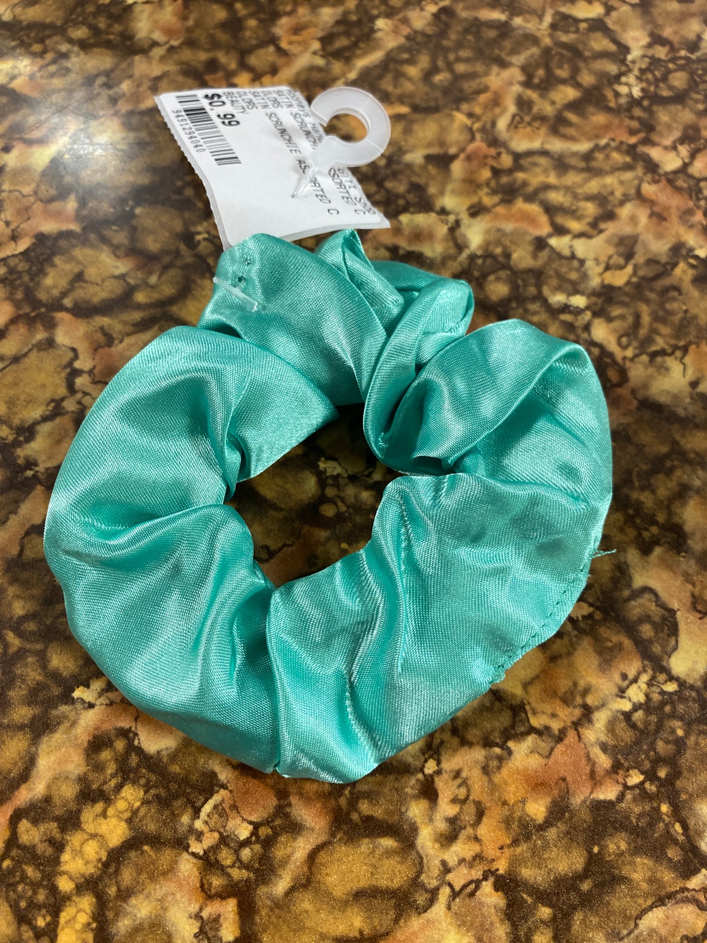 SATIN SCRUNCHIE MINT GREEN