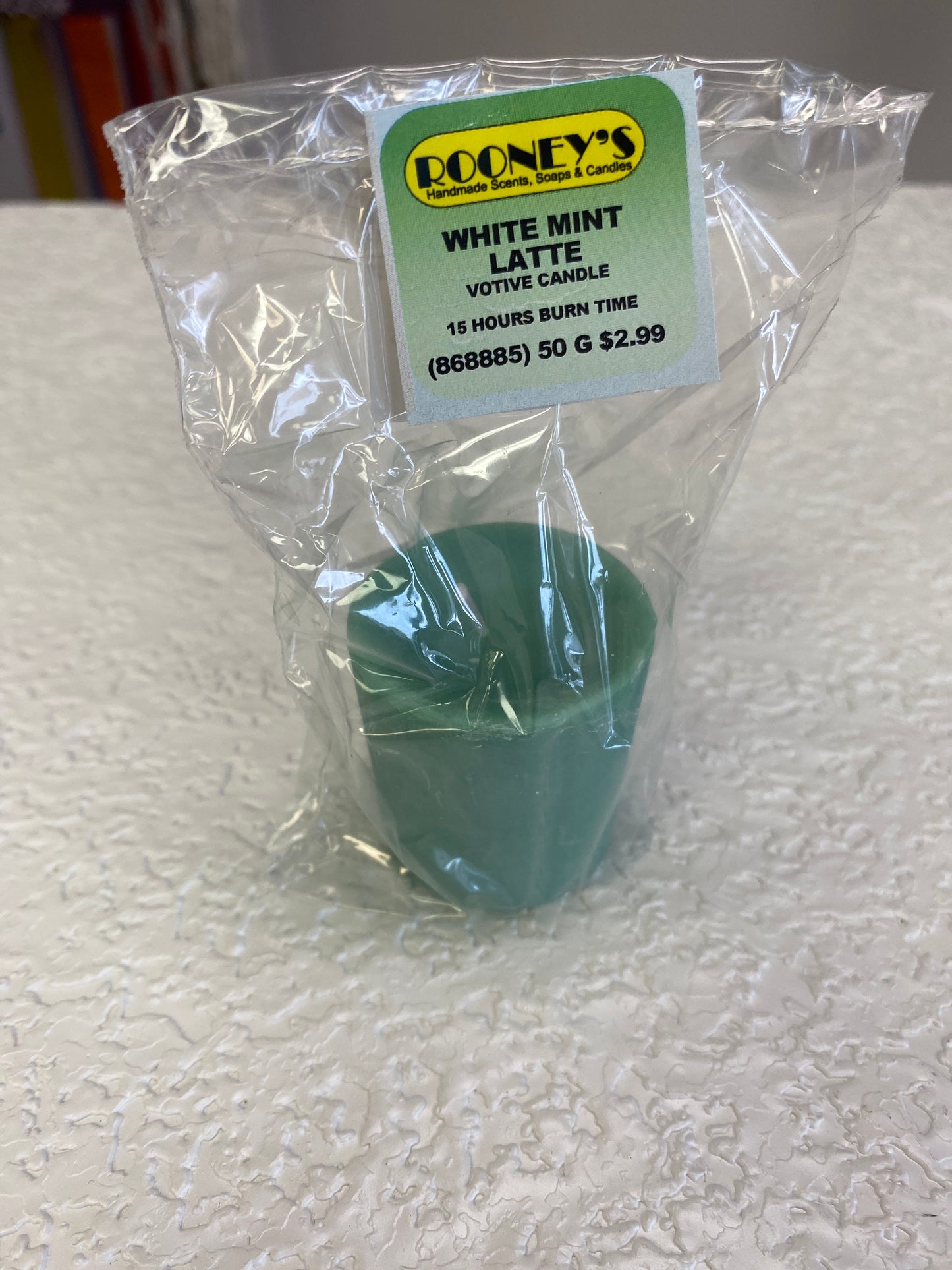 WHITE MINT LATTE VOTIVE CANDLE