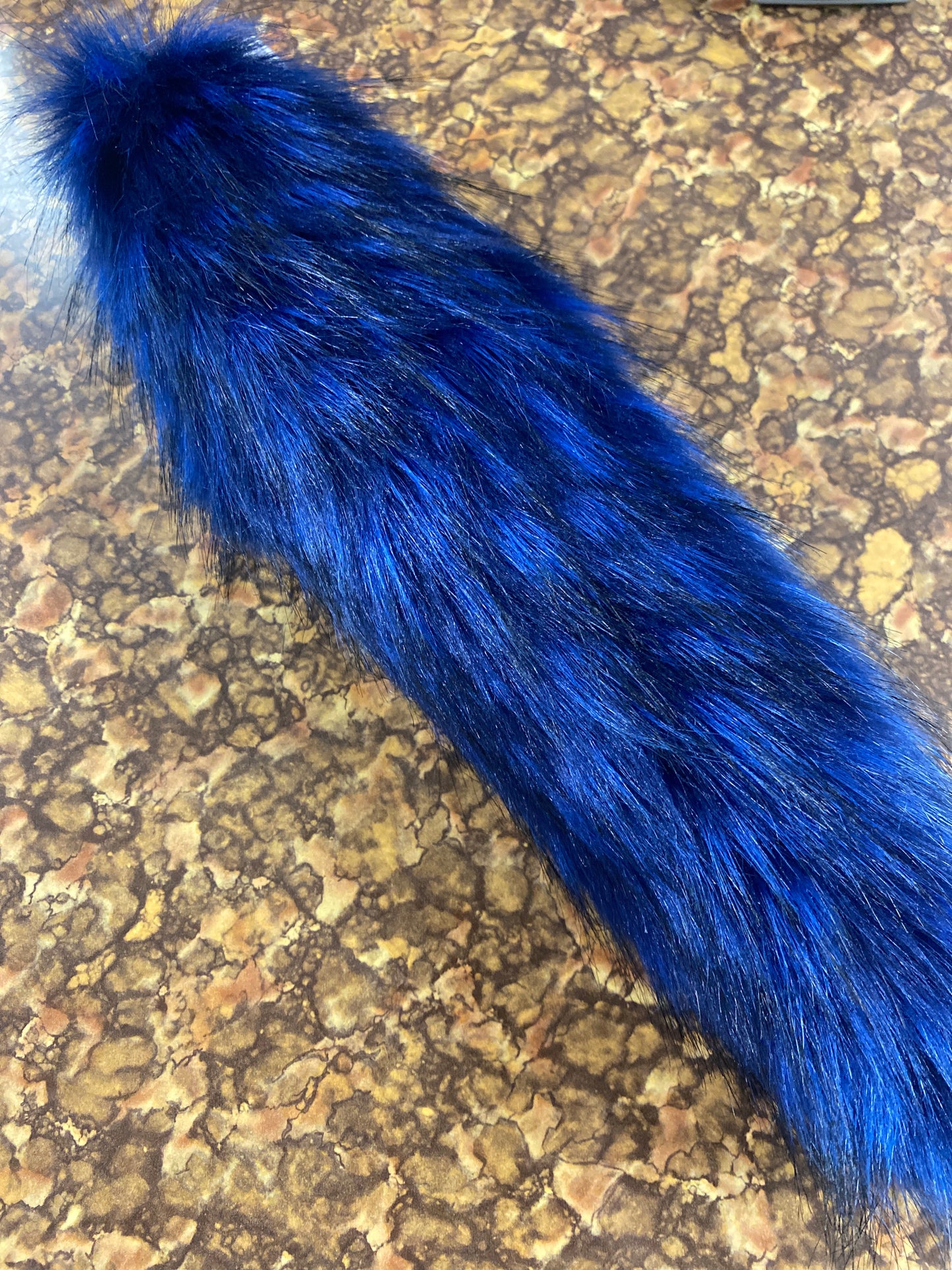 XL FOX TAIL BLUE
