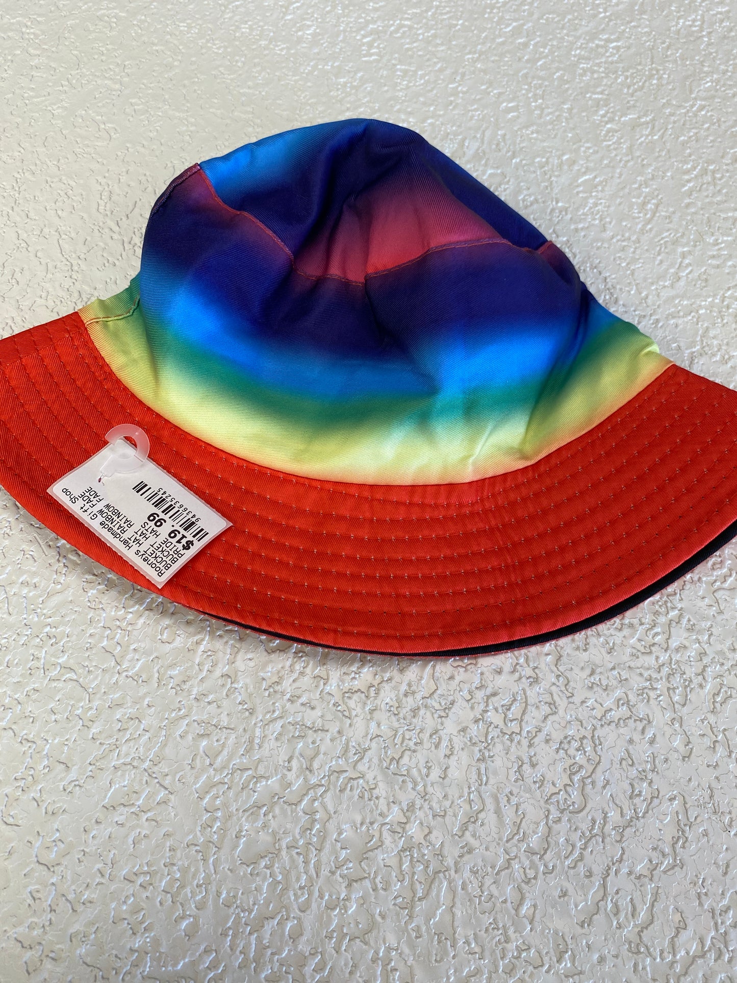 BUCKET HAT RAINBOW FADE