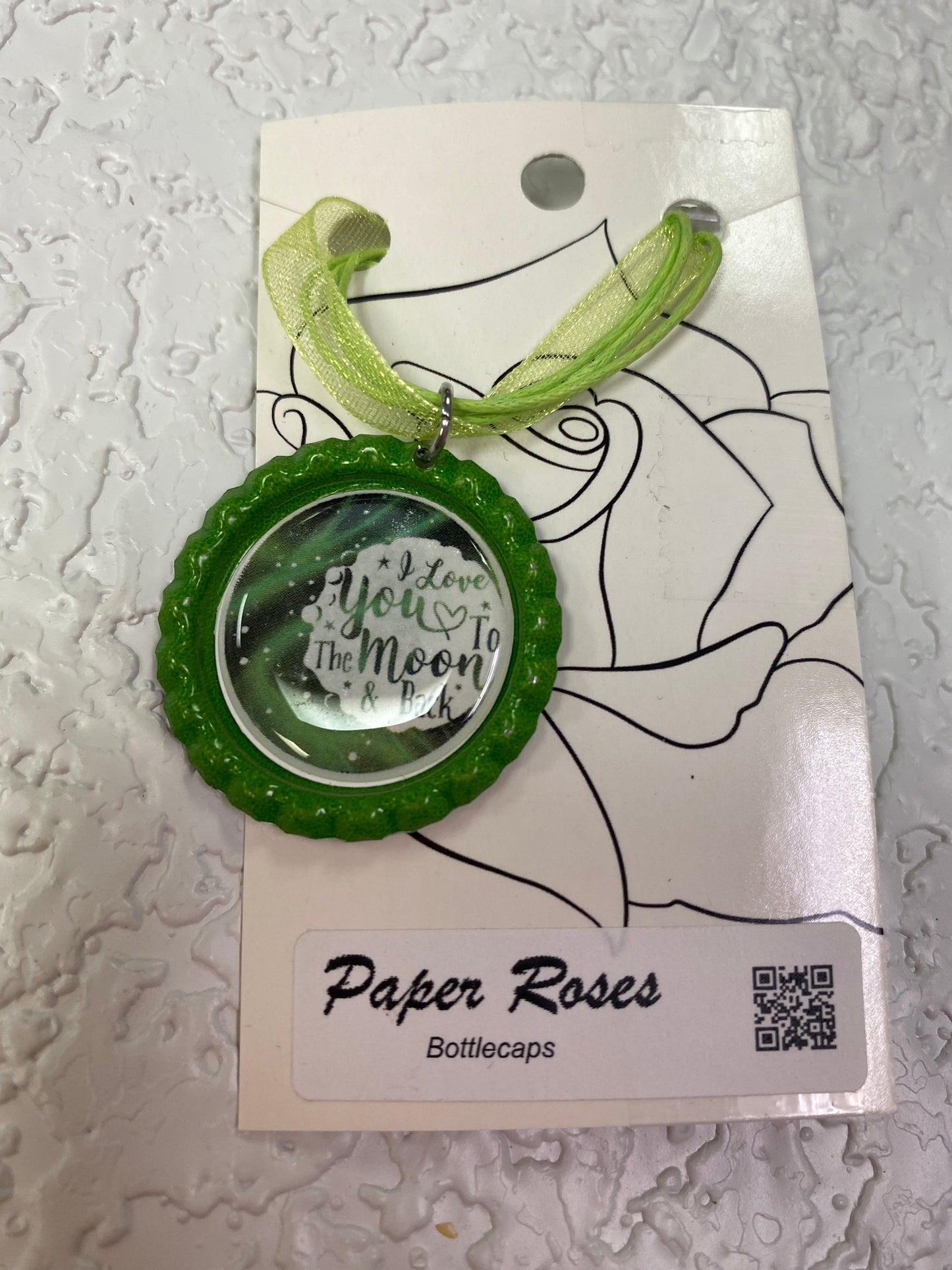 GREEN I LOVE U BOTTLE CAP NECKLACE