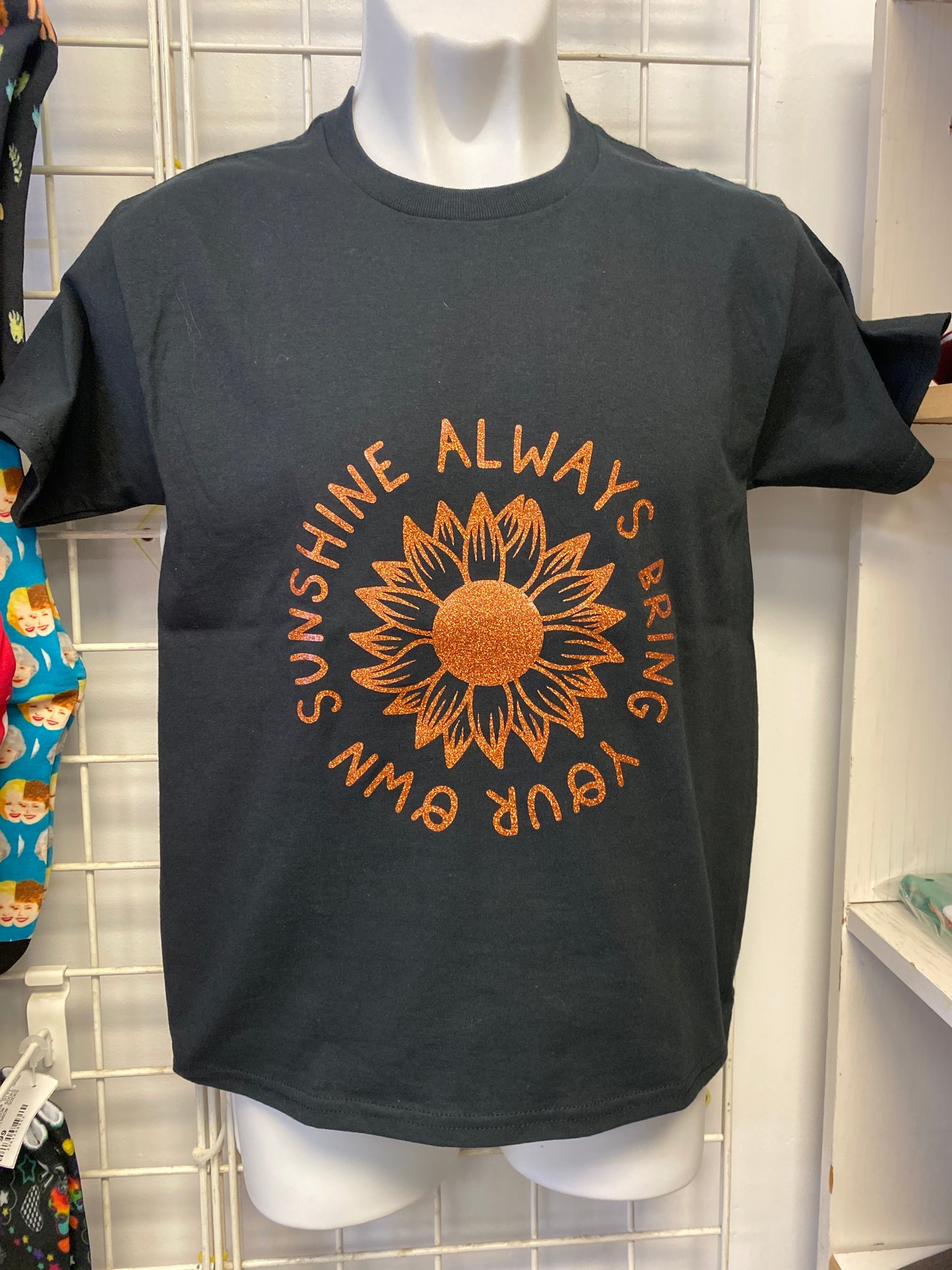 BLACK ALWAYS BRING SUNSHINE YOUTH SIZE MED