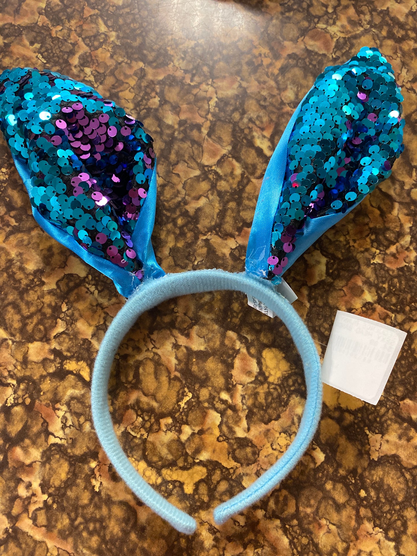 SEQUENCE BUNNY EARS BLUE