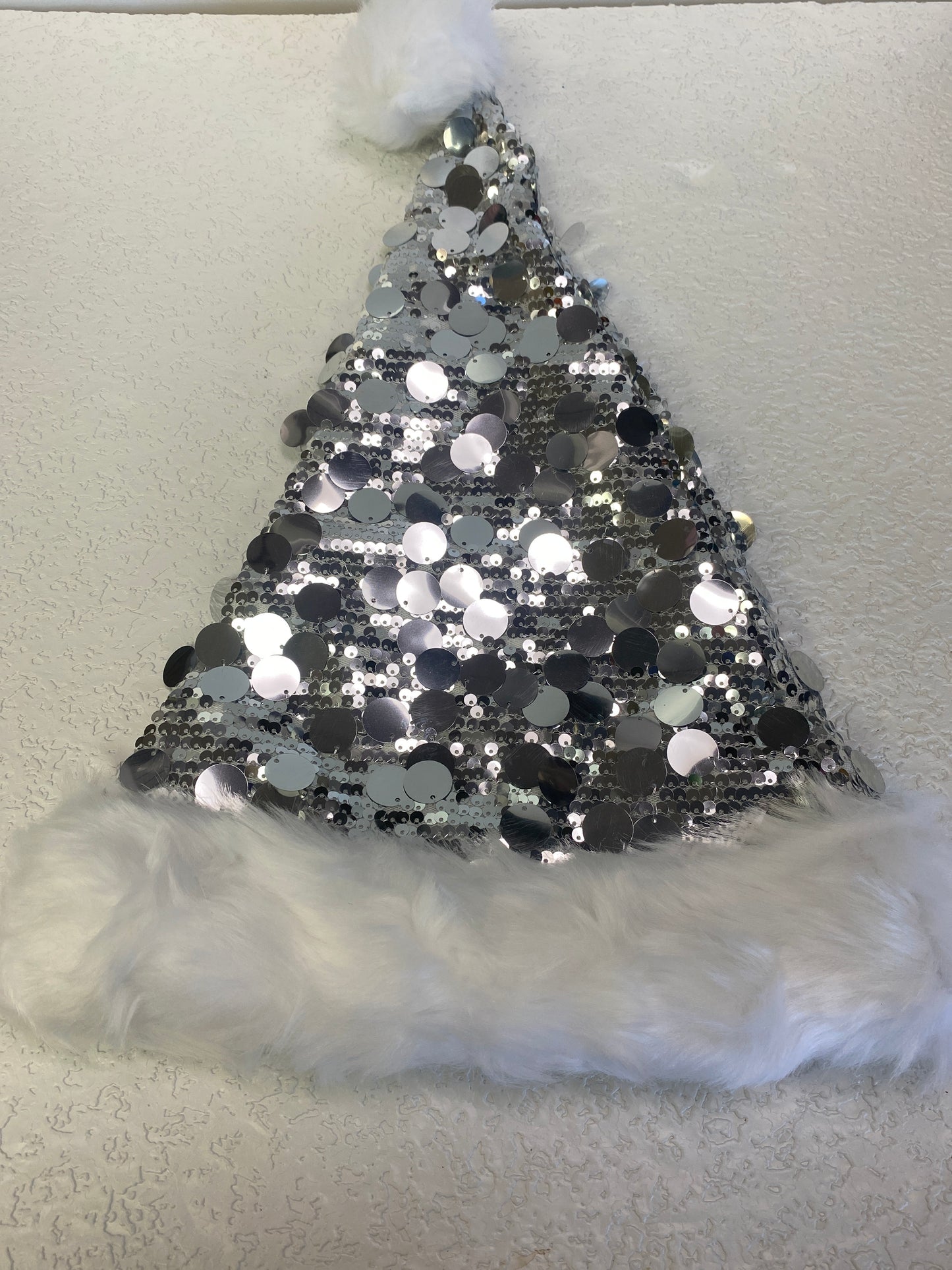 CHRISTMAS HAT SLIVERY PLUSH