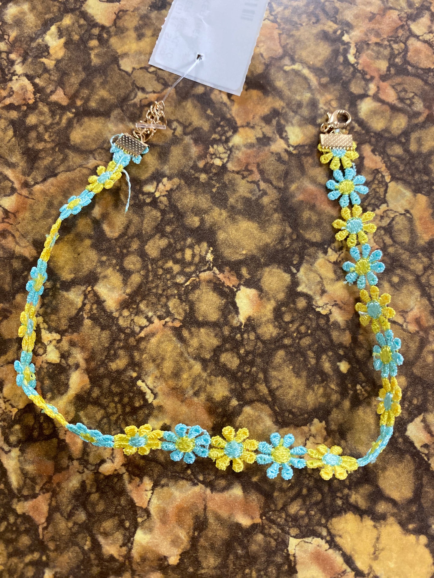 YELLOW BLUE FLOWER CHOKER