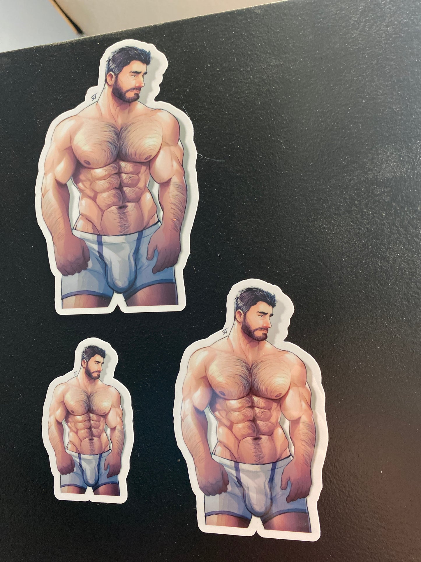 MAGNET HAIRY BUFF MAN SMALL