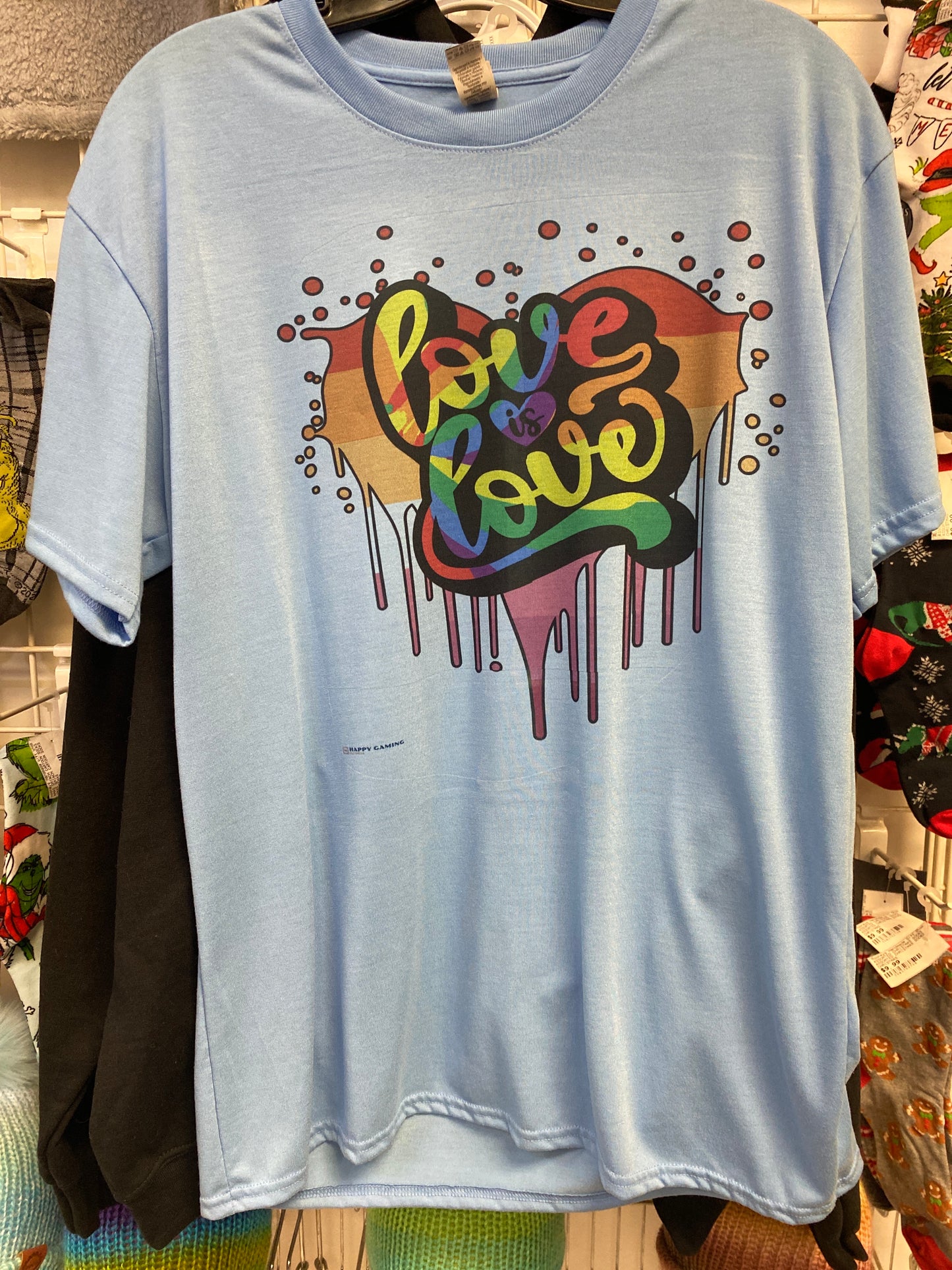 LOVE IS LOVE T SHIRT LARGE