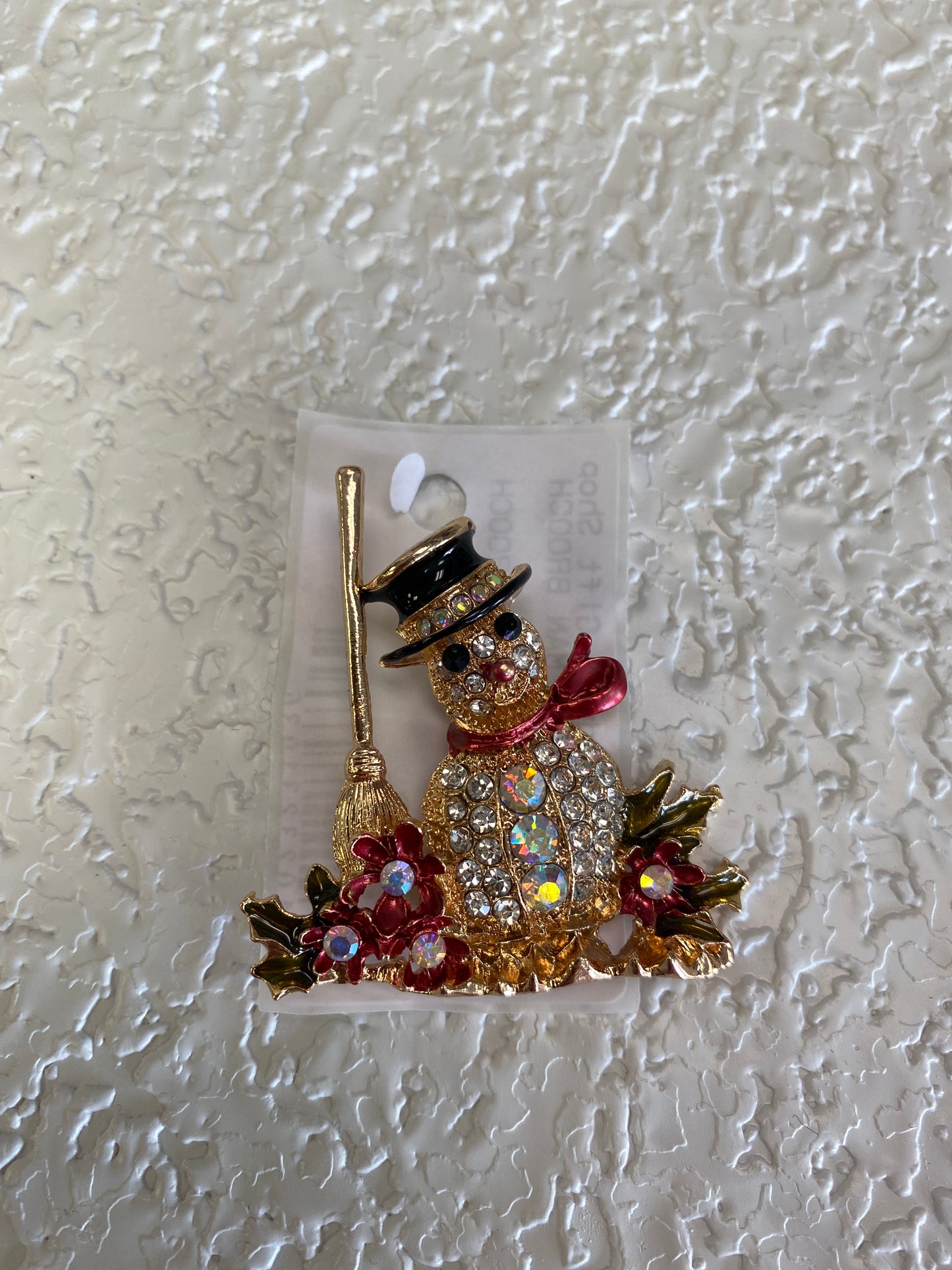 CHRISTMAS SNOW MAN BROOCH PIN