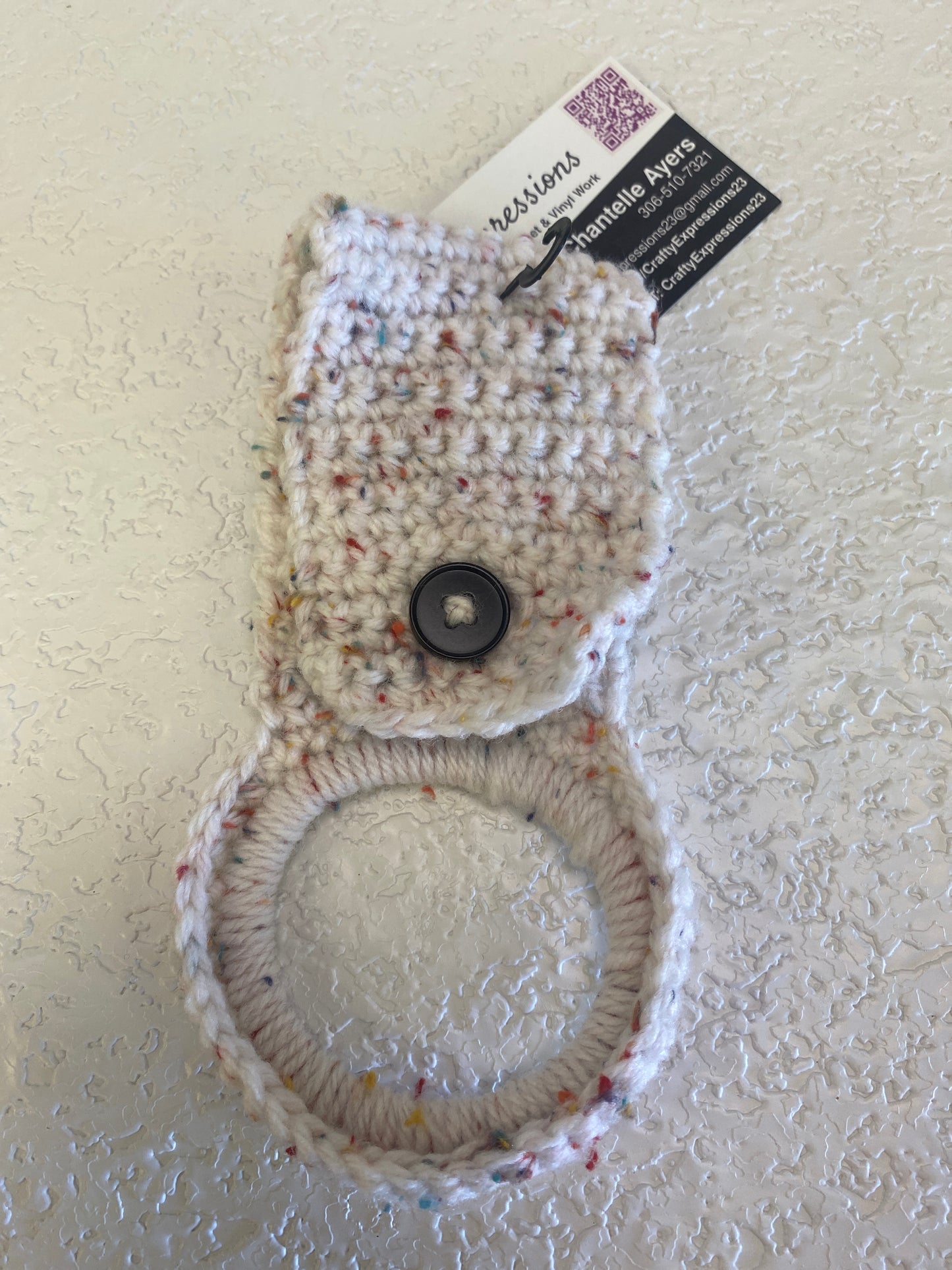 TEATOWEL HOLDER CREAM W SPECKLES