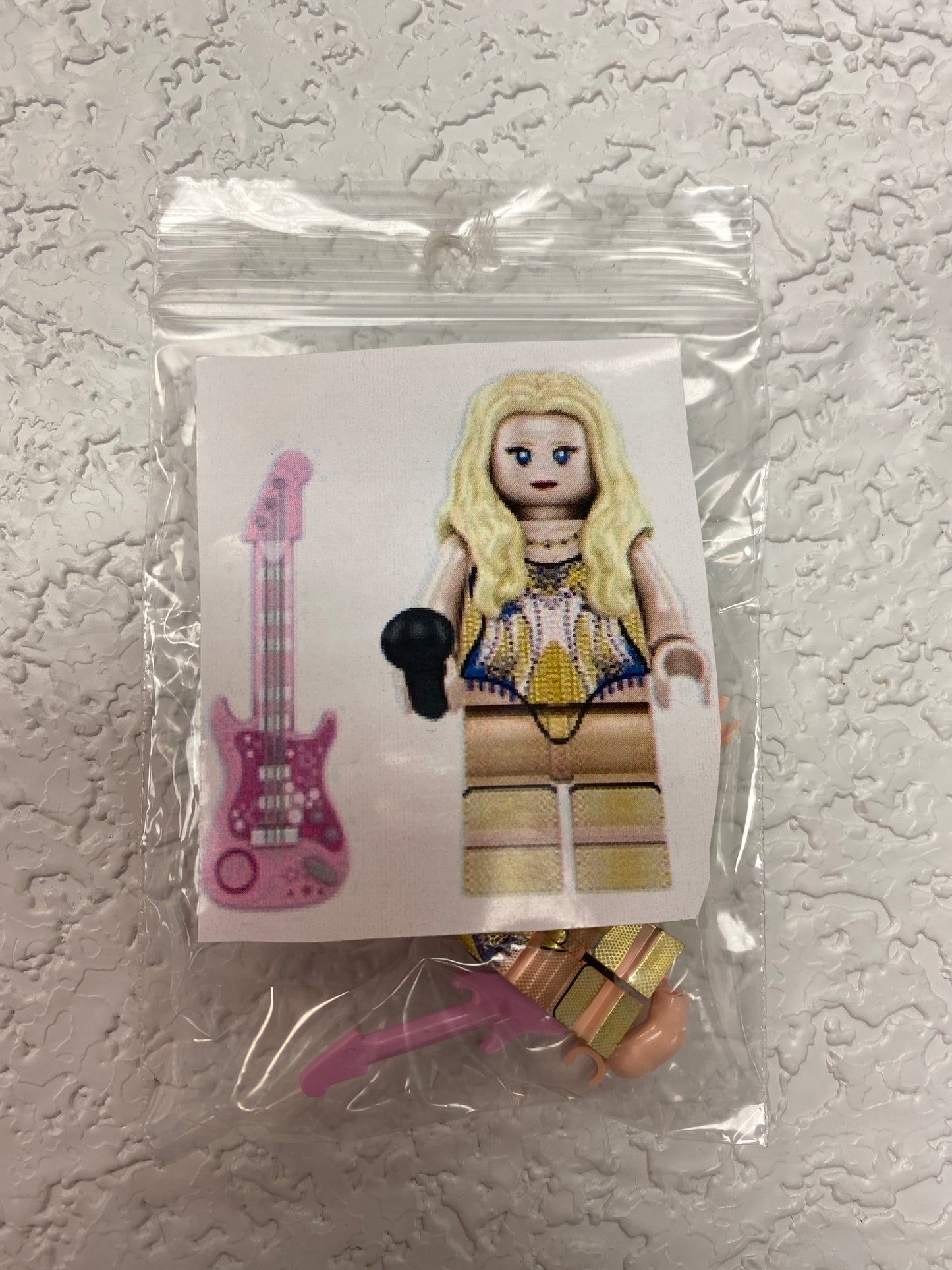 T SWIFT MINI FIGURE