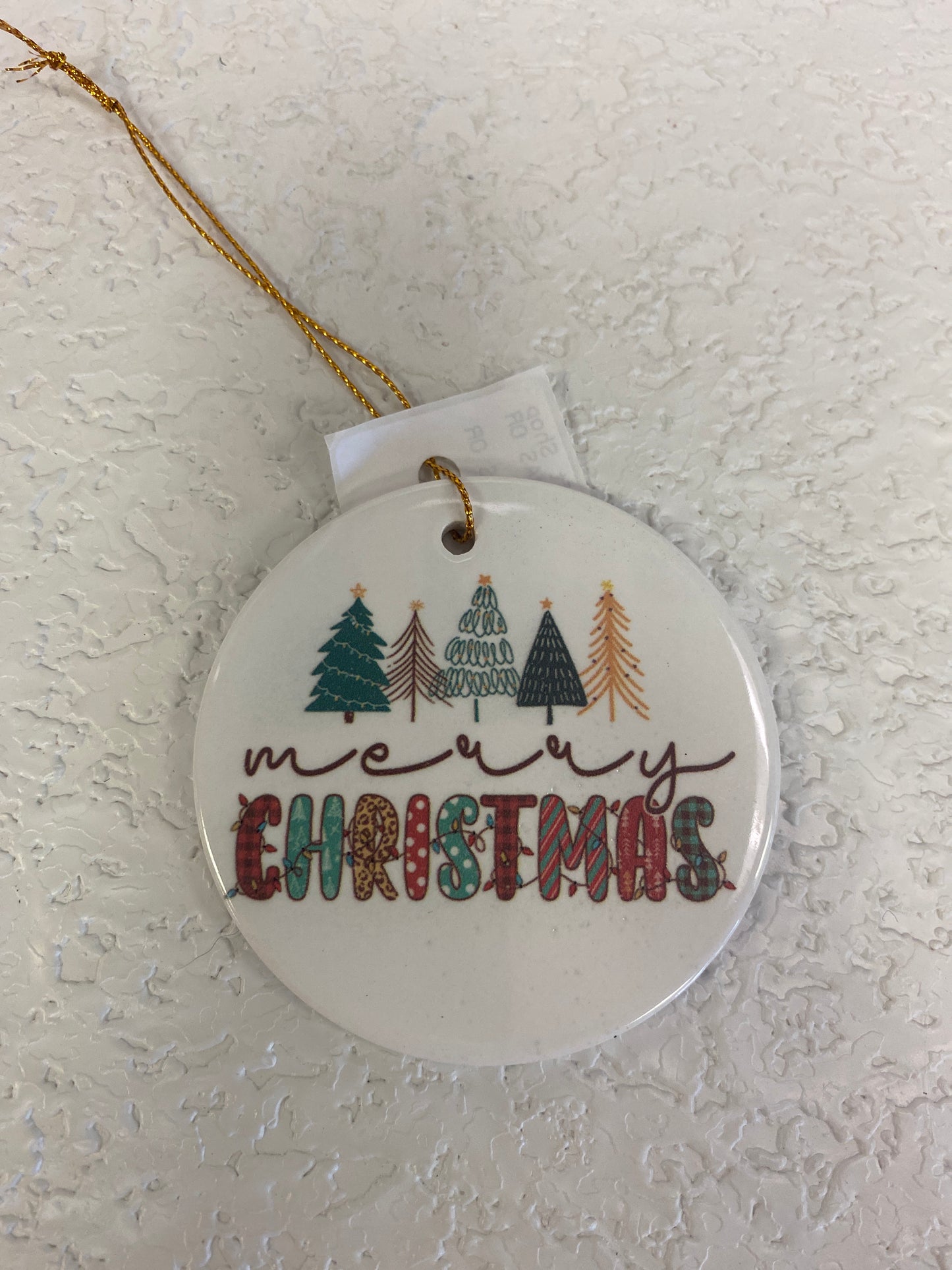 CERAMIC MERRY CHRISTMAS ORN