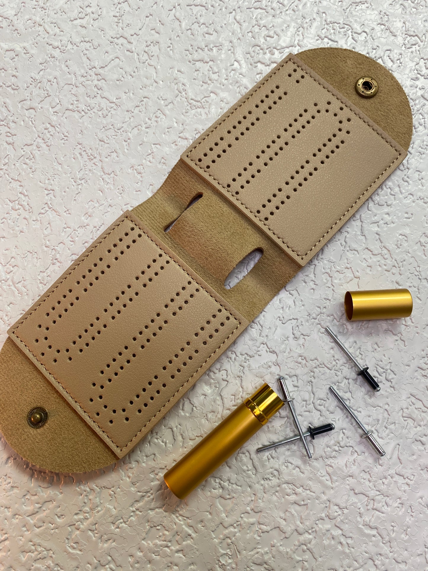 CRIBBAGE BOARD TO GO