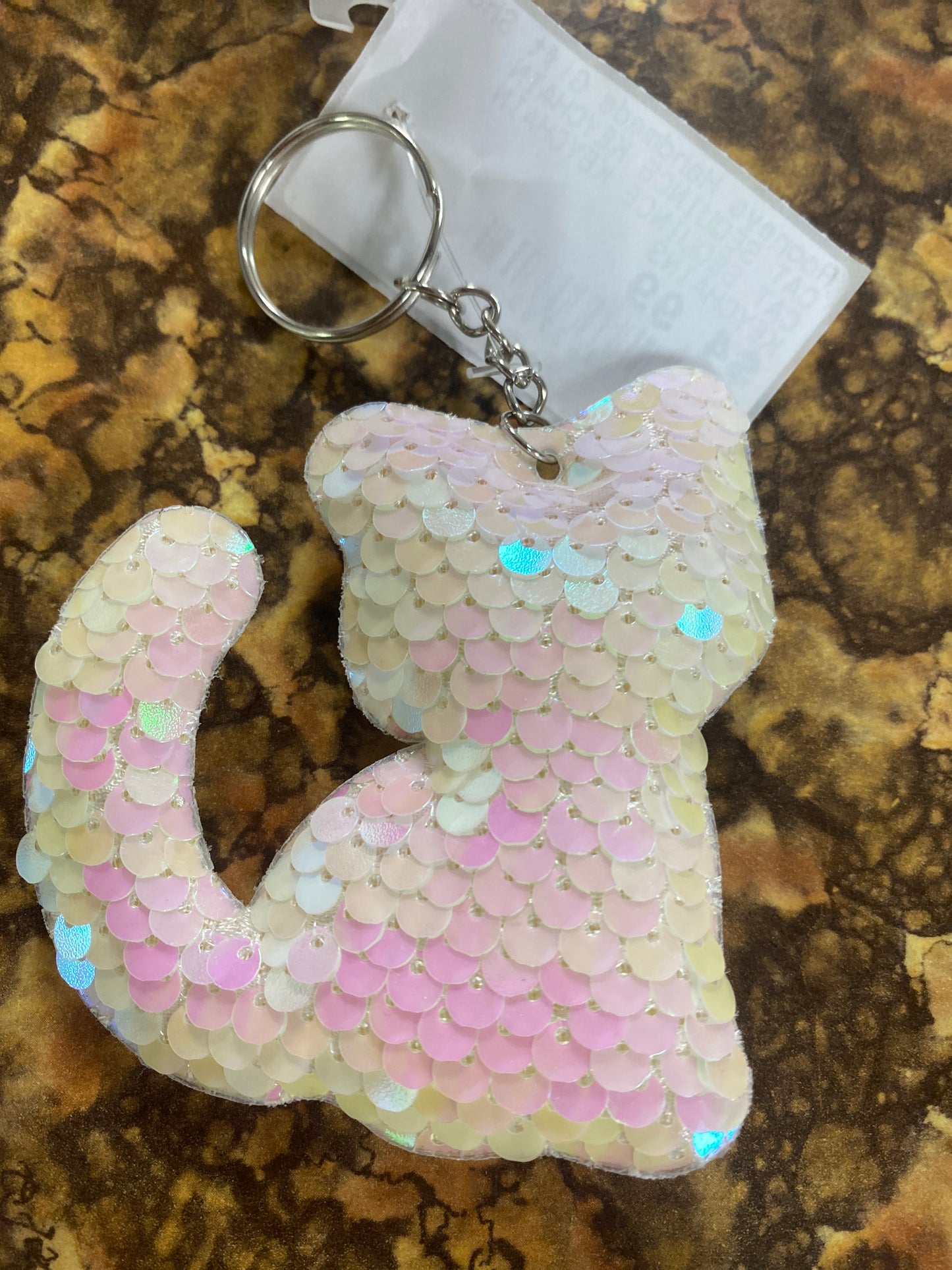 SHINY WHITE CAT SEQUENCE KEYCHAIN