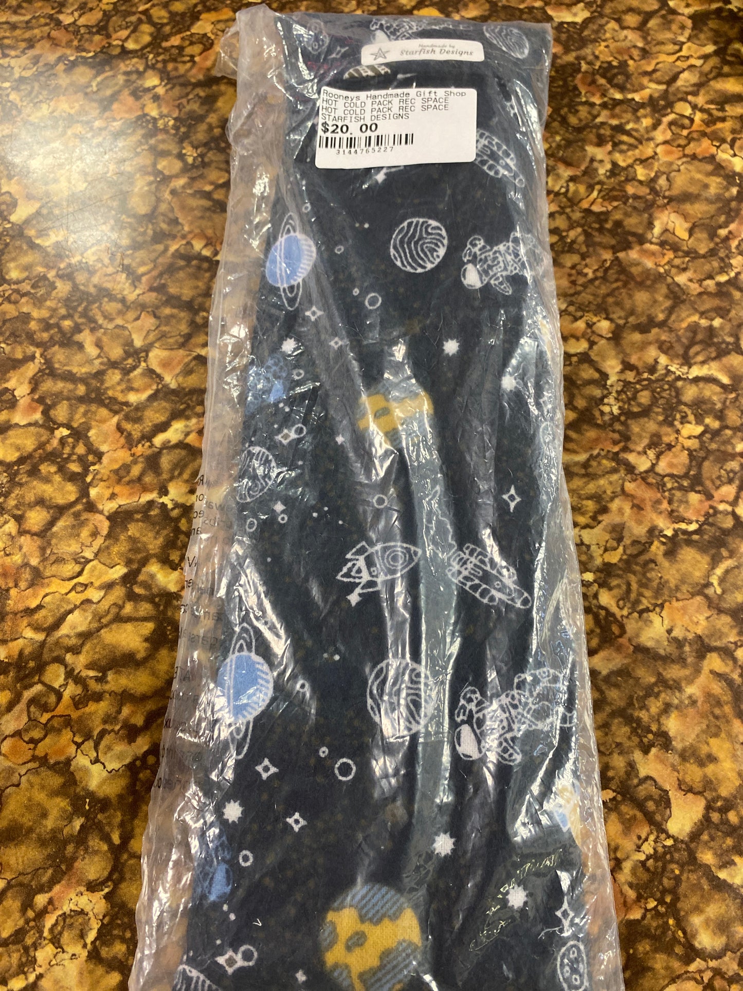 Hot cold pack rectangular space