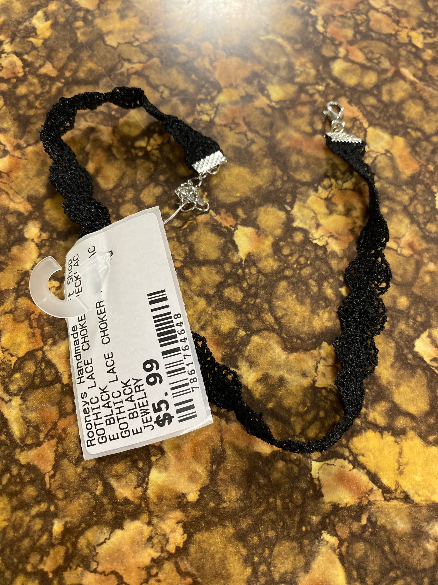 BLACK LACE CHOKER