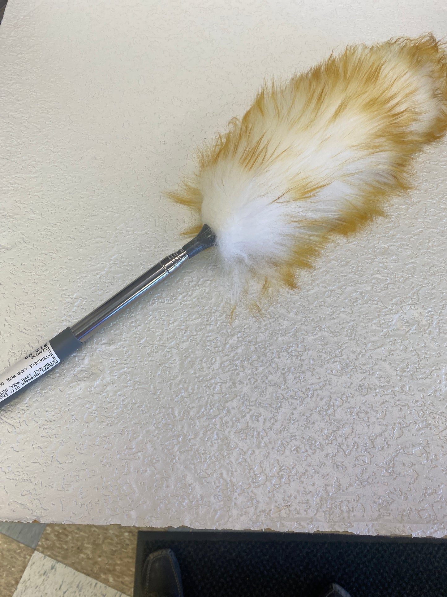 EXTENDABLE LAMB WOOL DUSTER