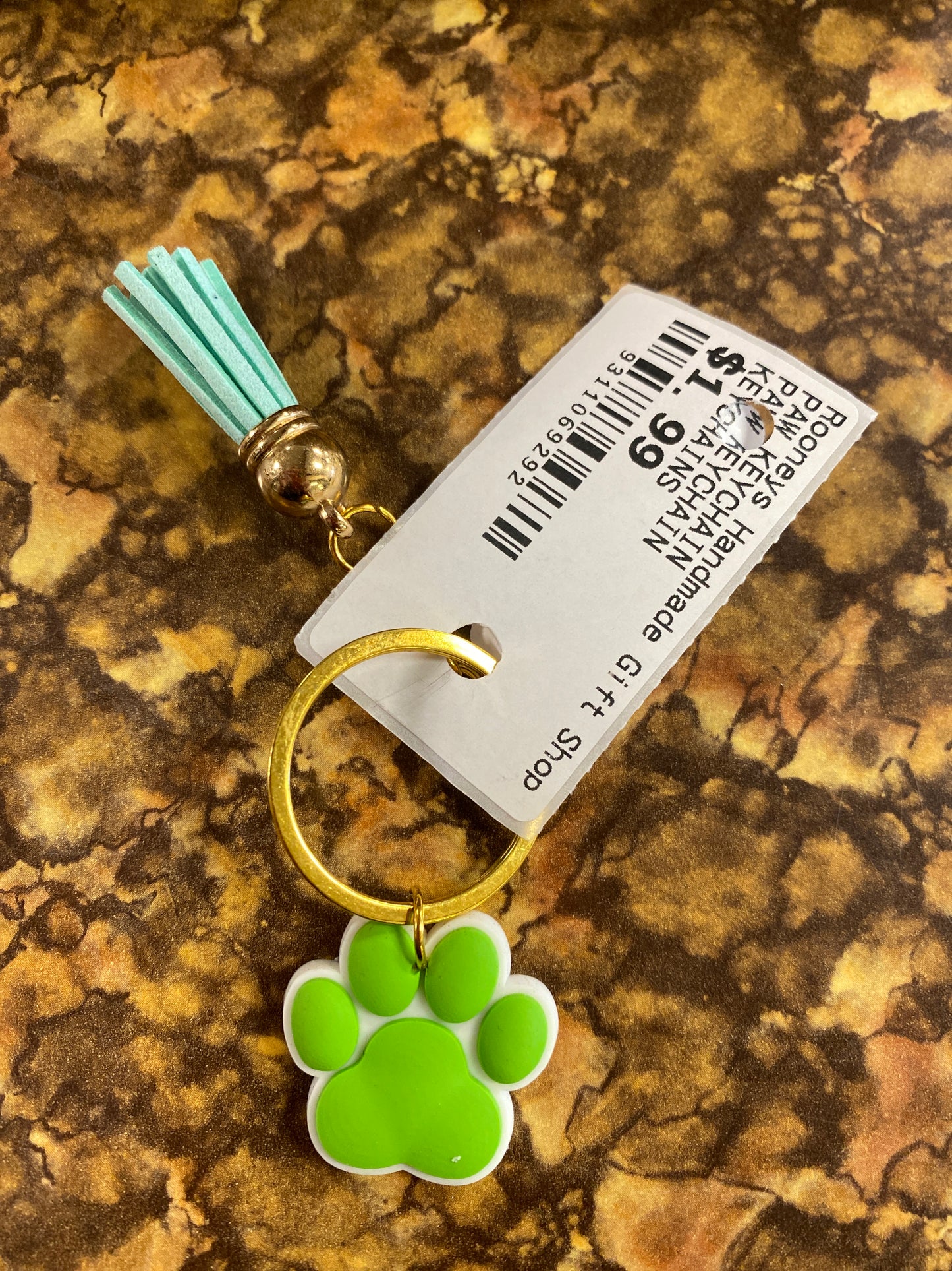 PAW KEYCHAIN GREEN