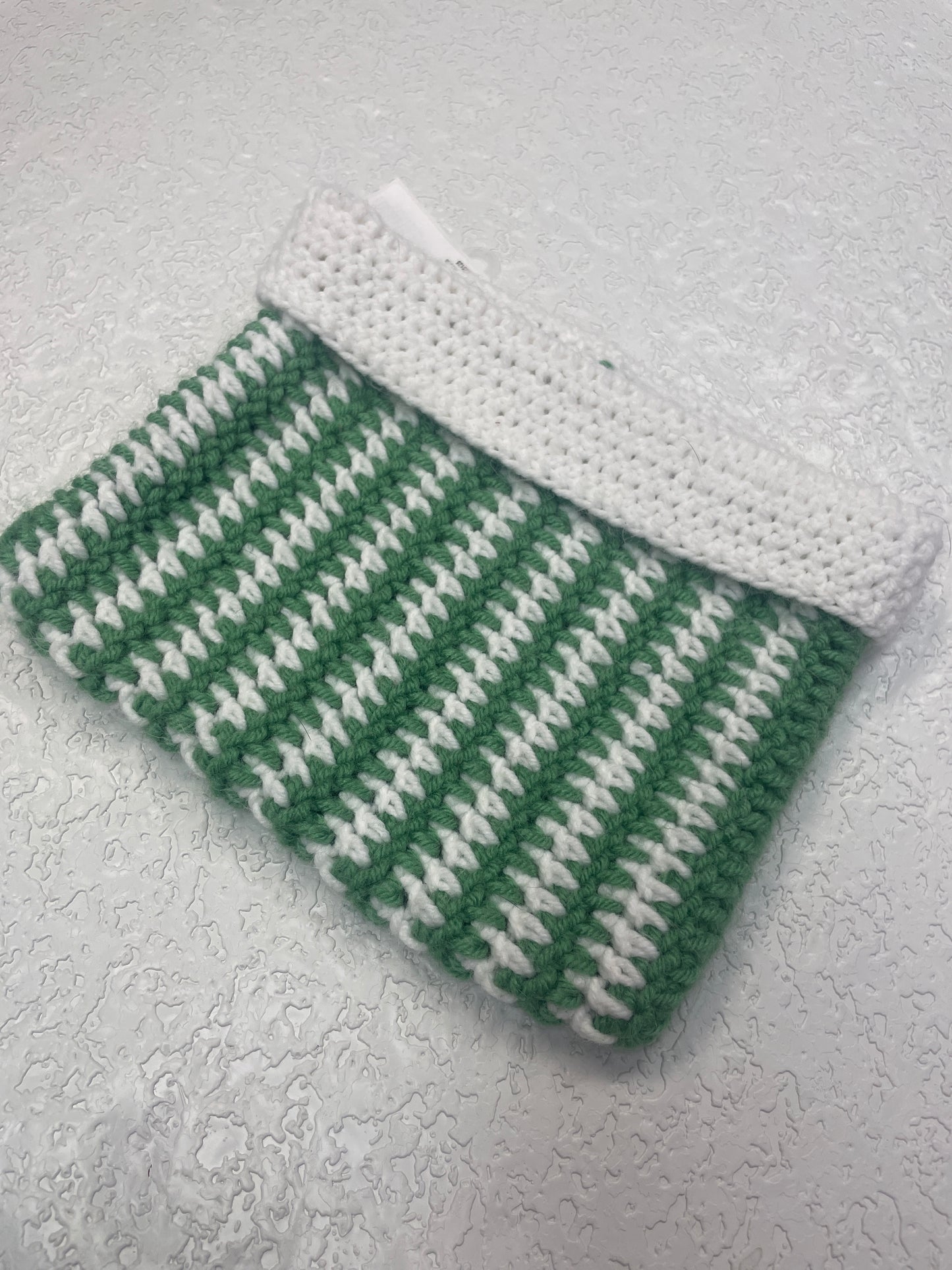 GREEN WHITE CAT EAR BEANIE