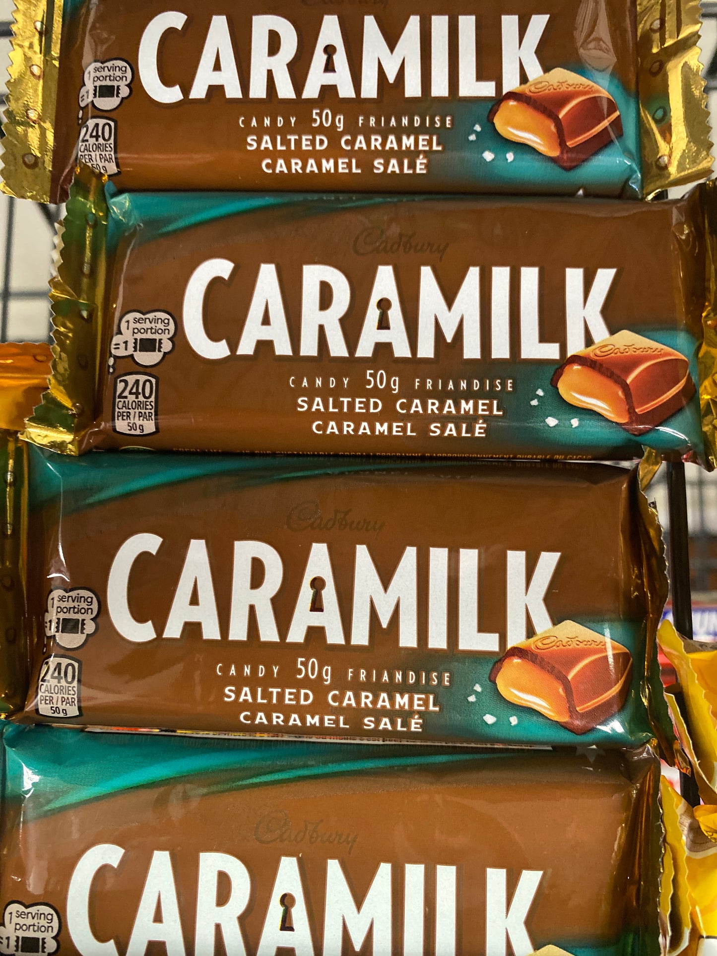 CARAMILK SALTED CARAMEL CANDY BAR