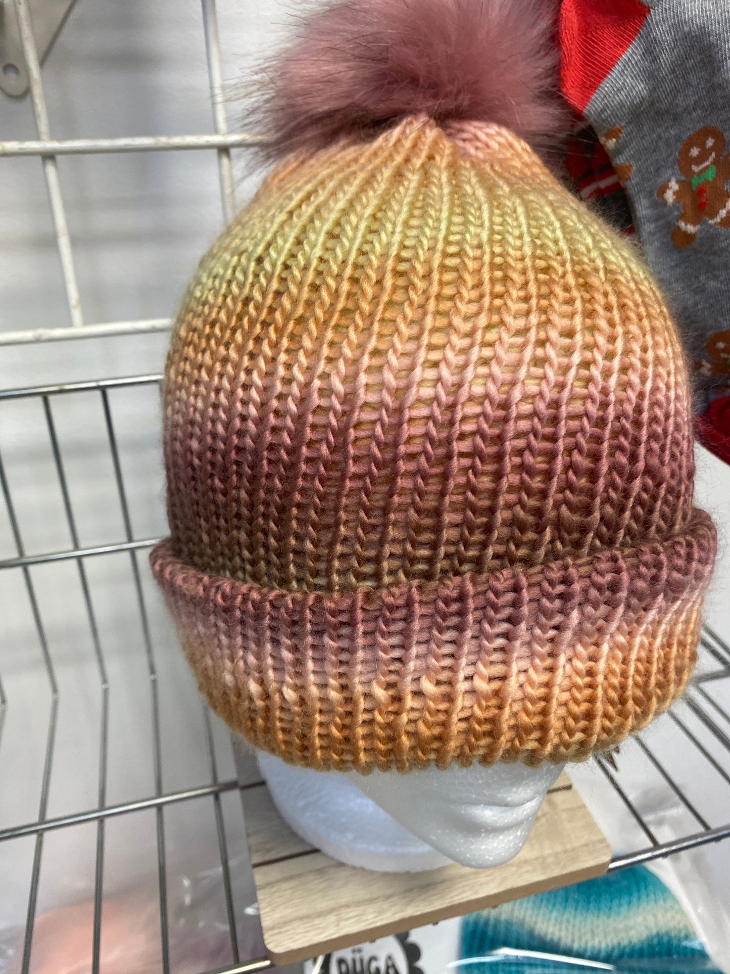 BUTTERSCOTCH RIPPLE KNIT HAT