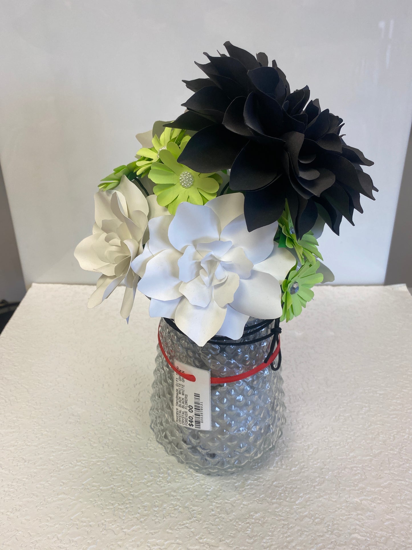 CRYSTAL BLACK WHITE GREEN