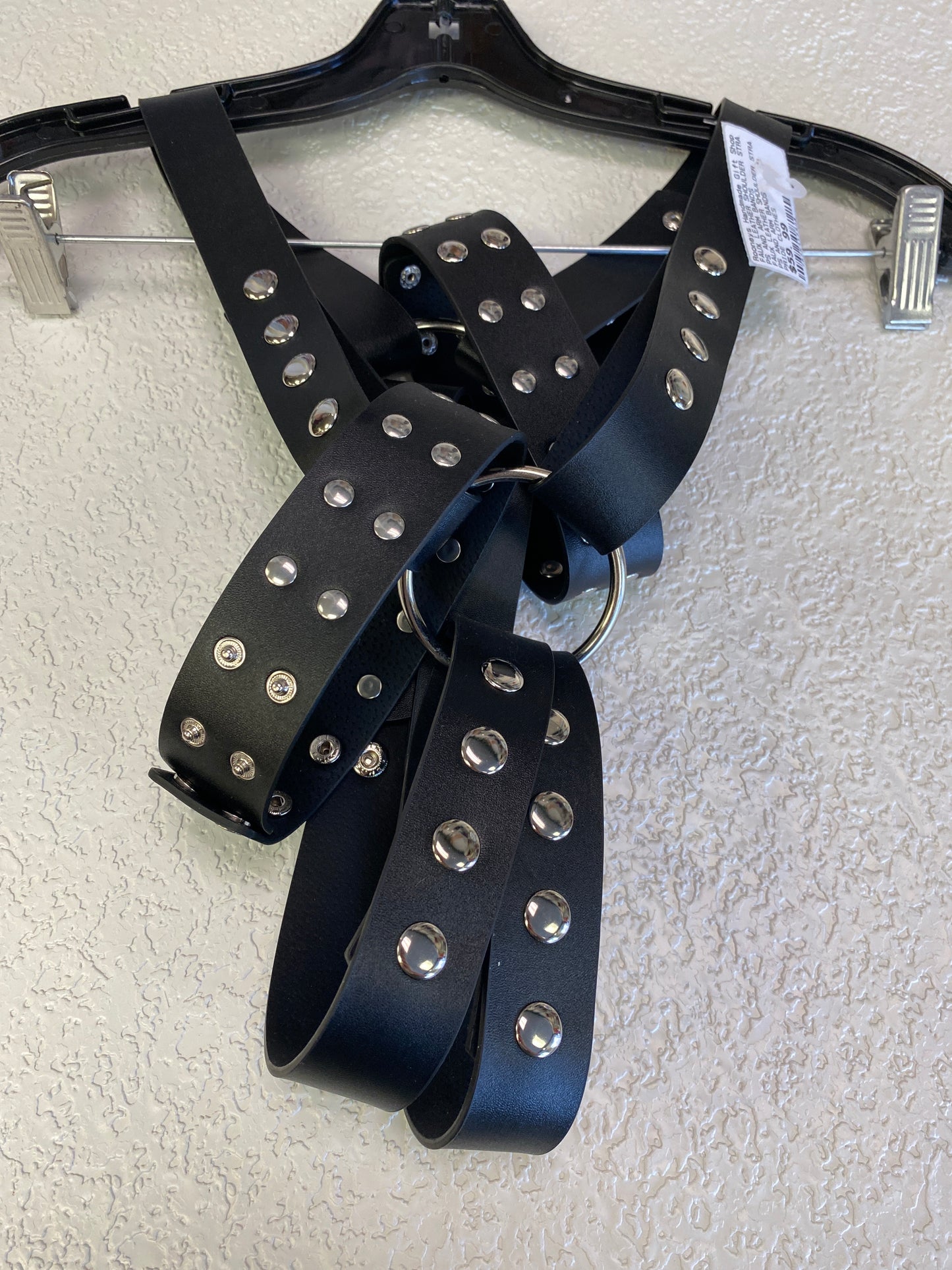 FAUX LEATHER SHOULDER STRAPS AND ARM BANDS