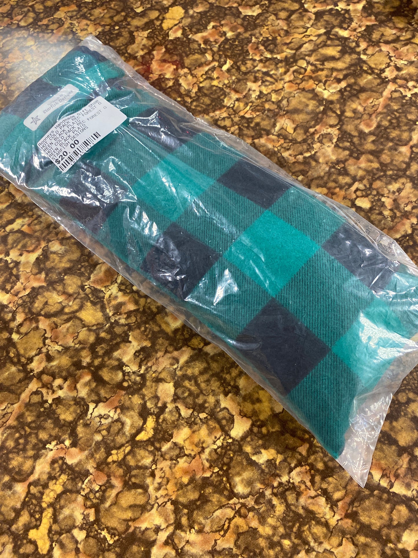 Hot cold pack rectangular forest green black plaid