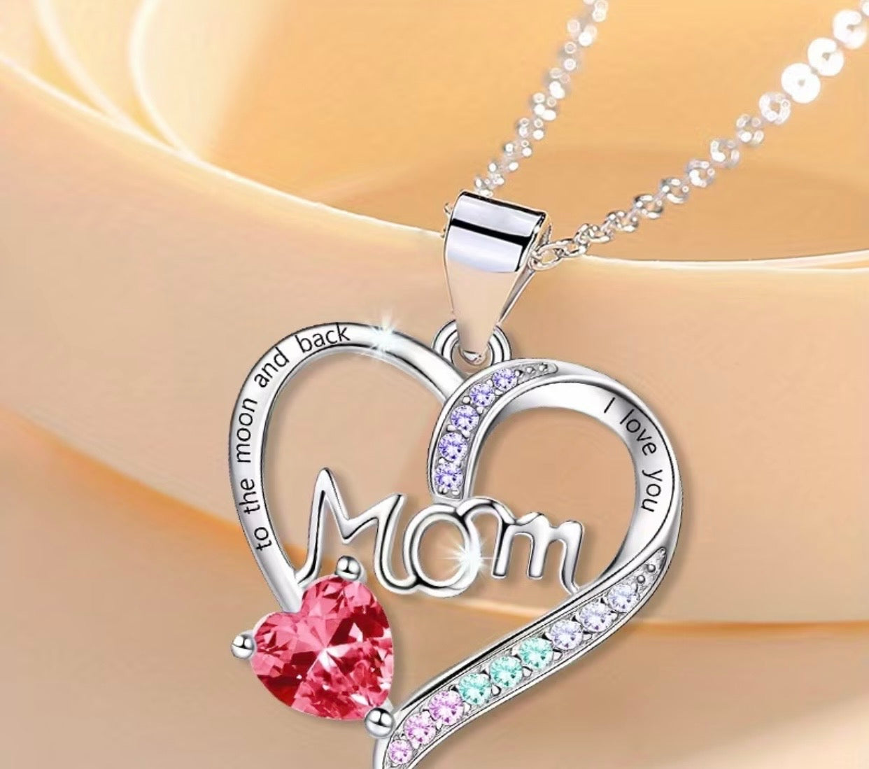 MOM HEART NECKLACE RED HEART