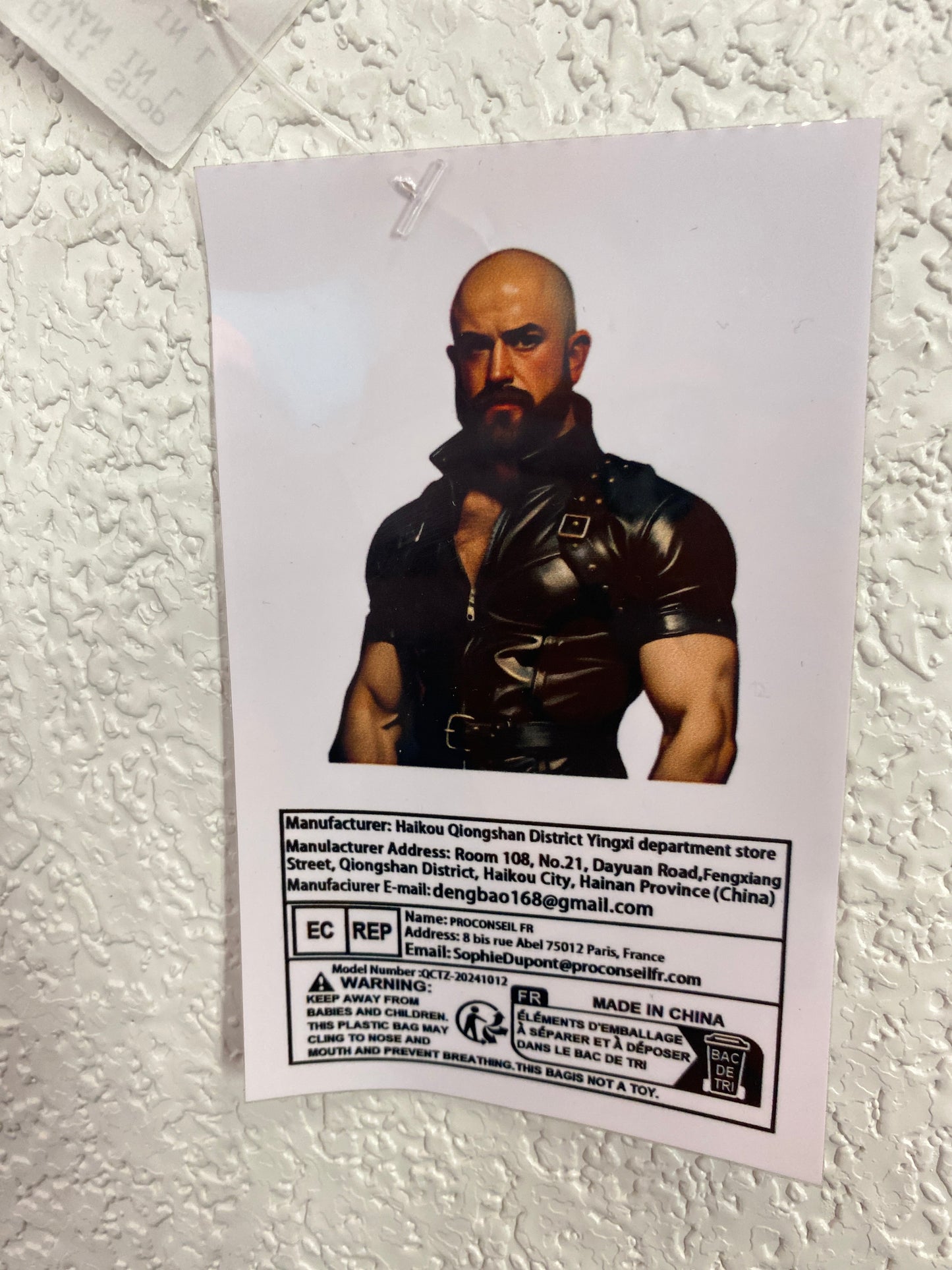 HANDSOME GAY BEAR MAN IN LEATHER STICKER