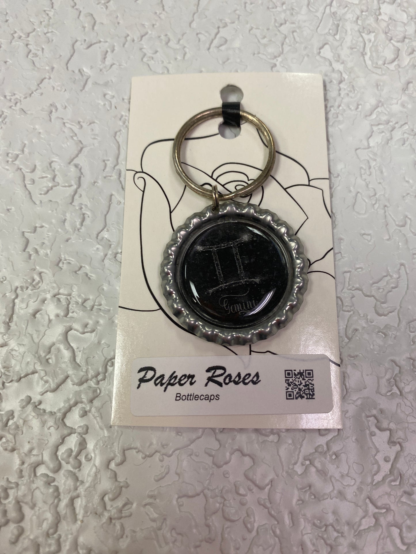 SILVER GEM BOTTLE CAP KEYCHAIN