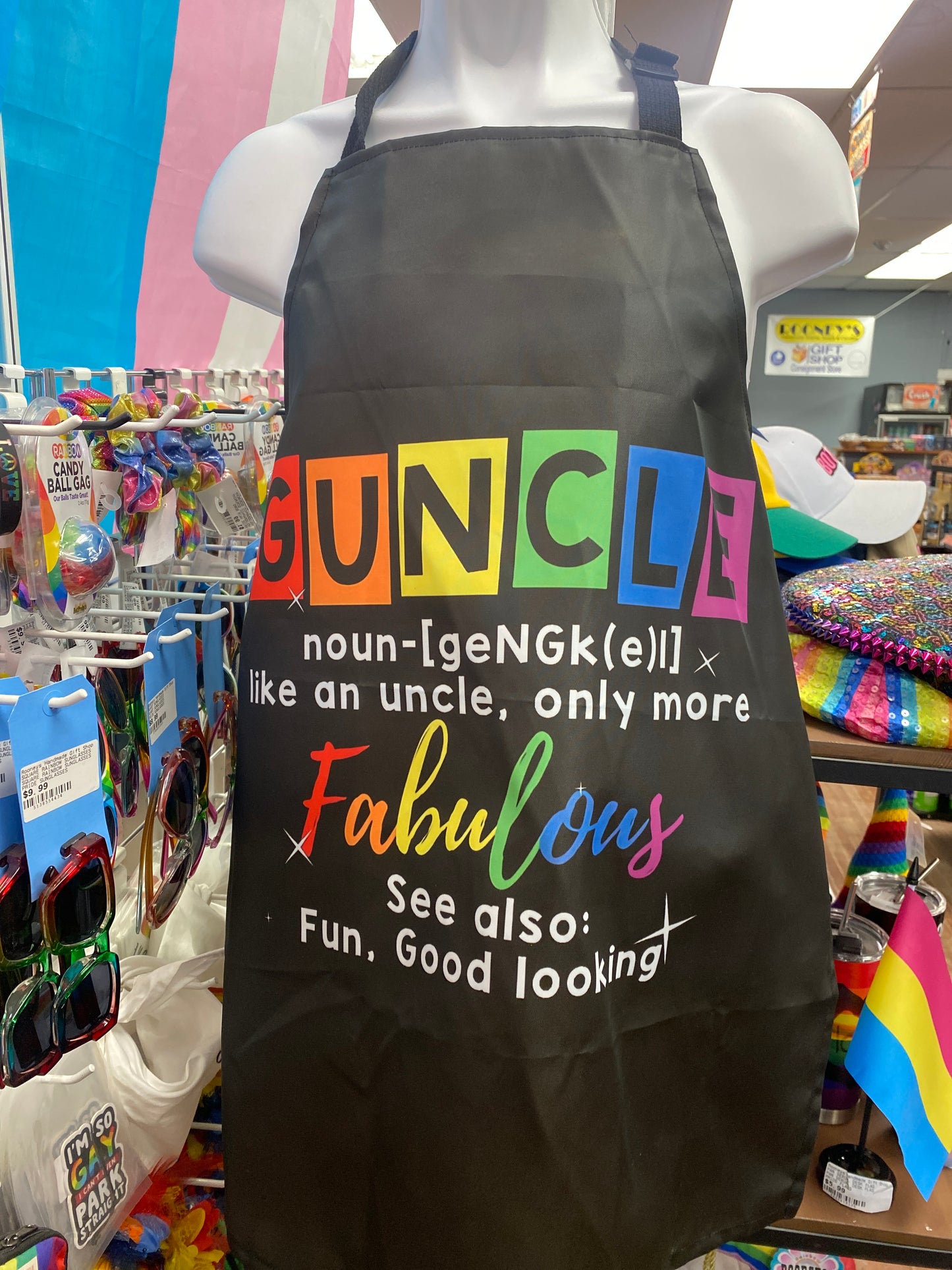 GUNCLE APRON