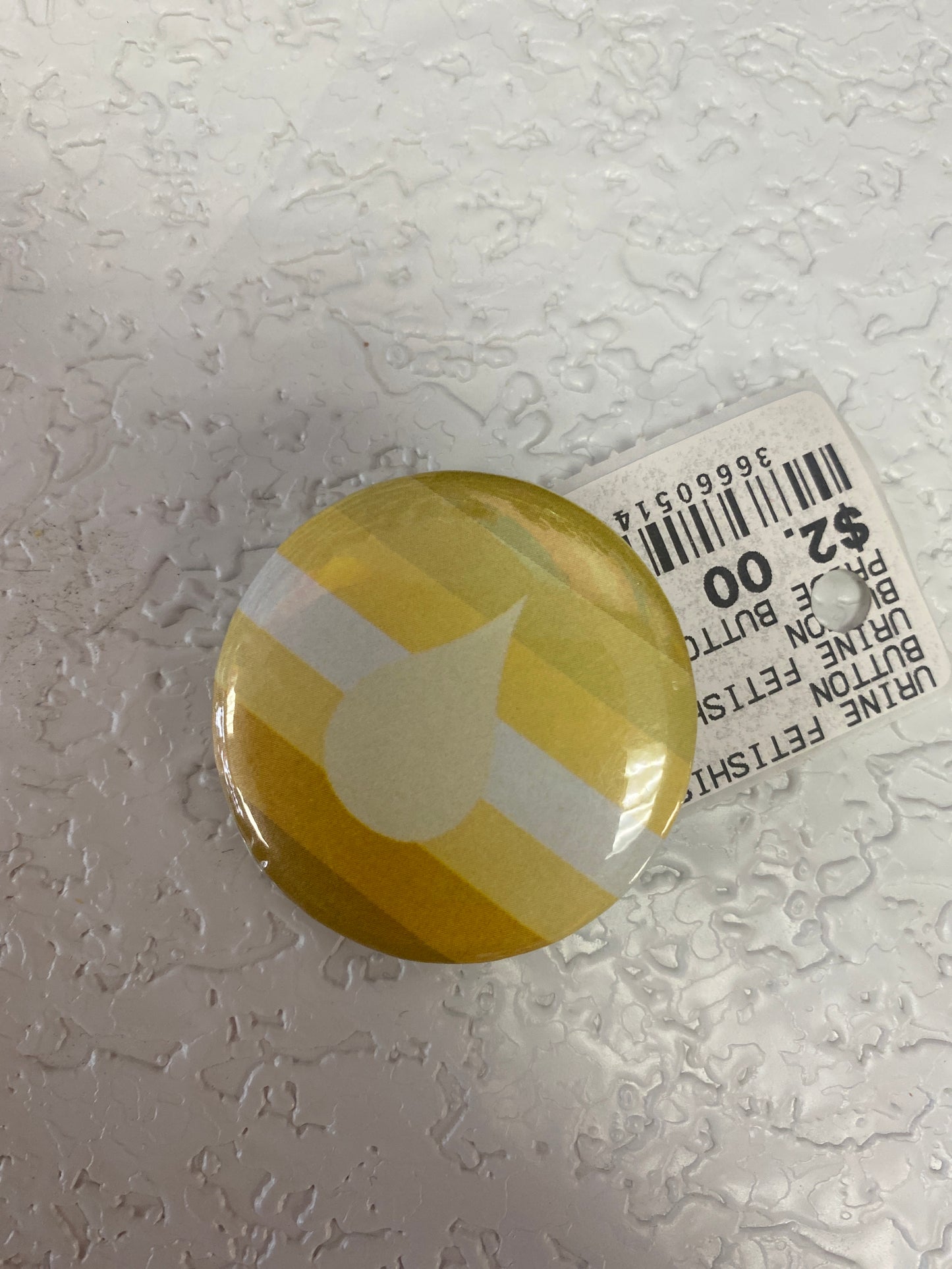 URINE FETISHISM PRIDE FLAG BUTTON