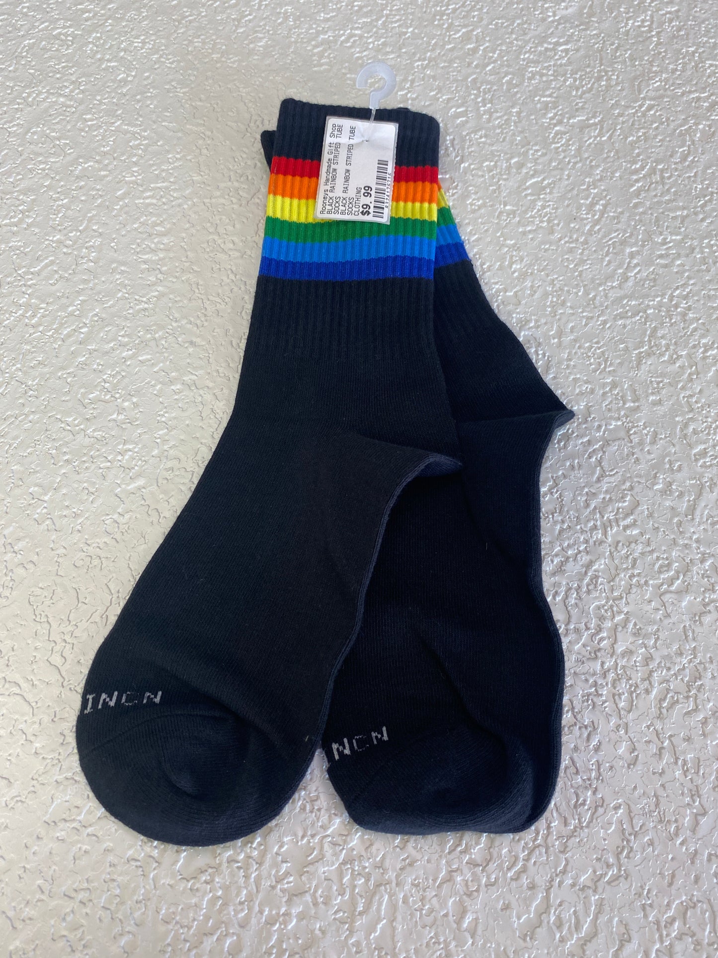 BLACK RAINBOW STRIPED TUBE SOCKS
