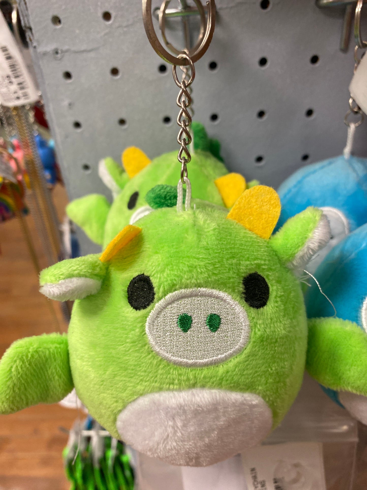 DRAGON PLUSH KEYCHAIN