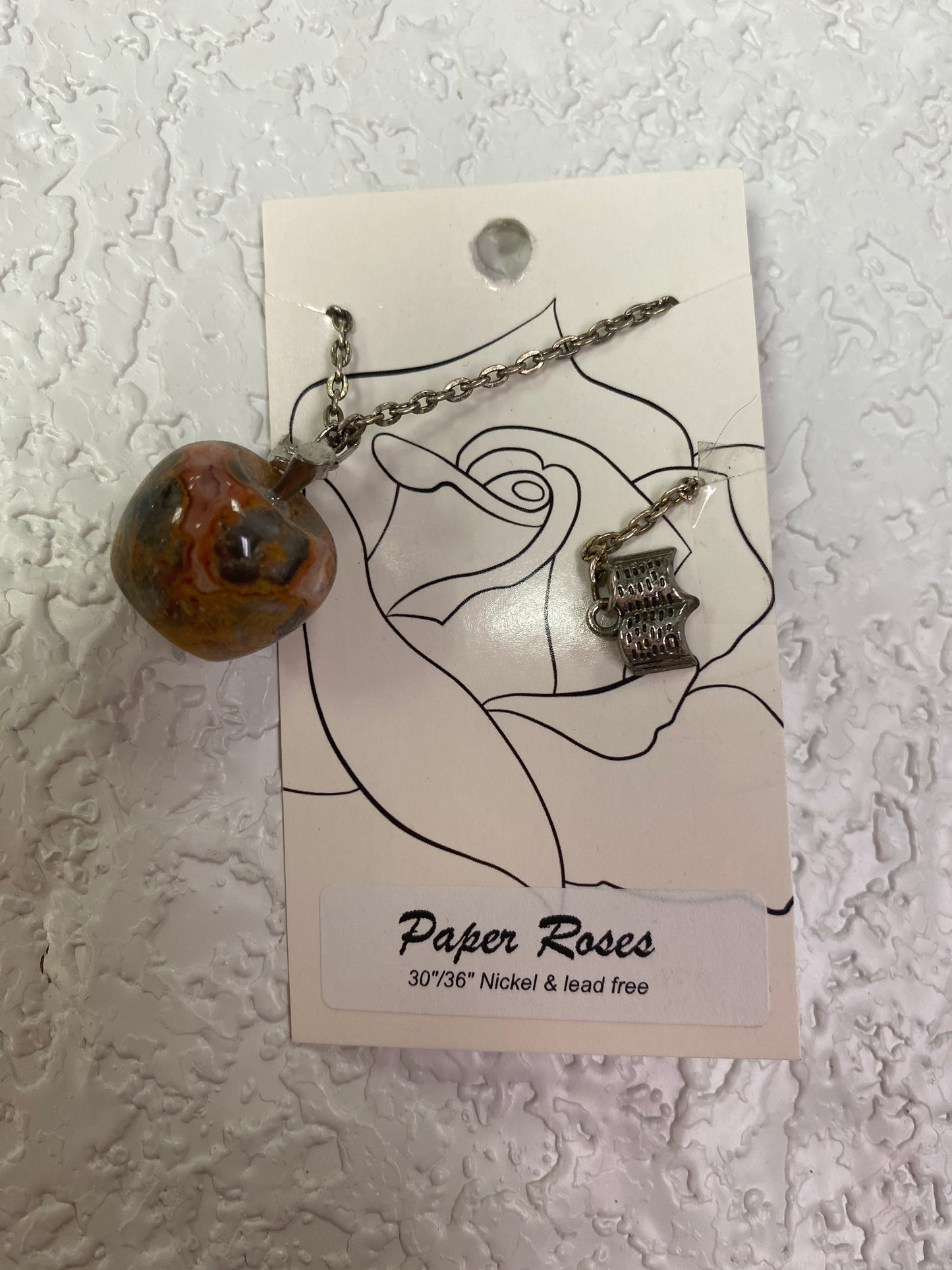 CRAZY LACE AGATE APPLE NECKLACE