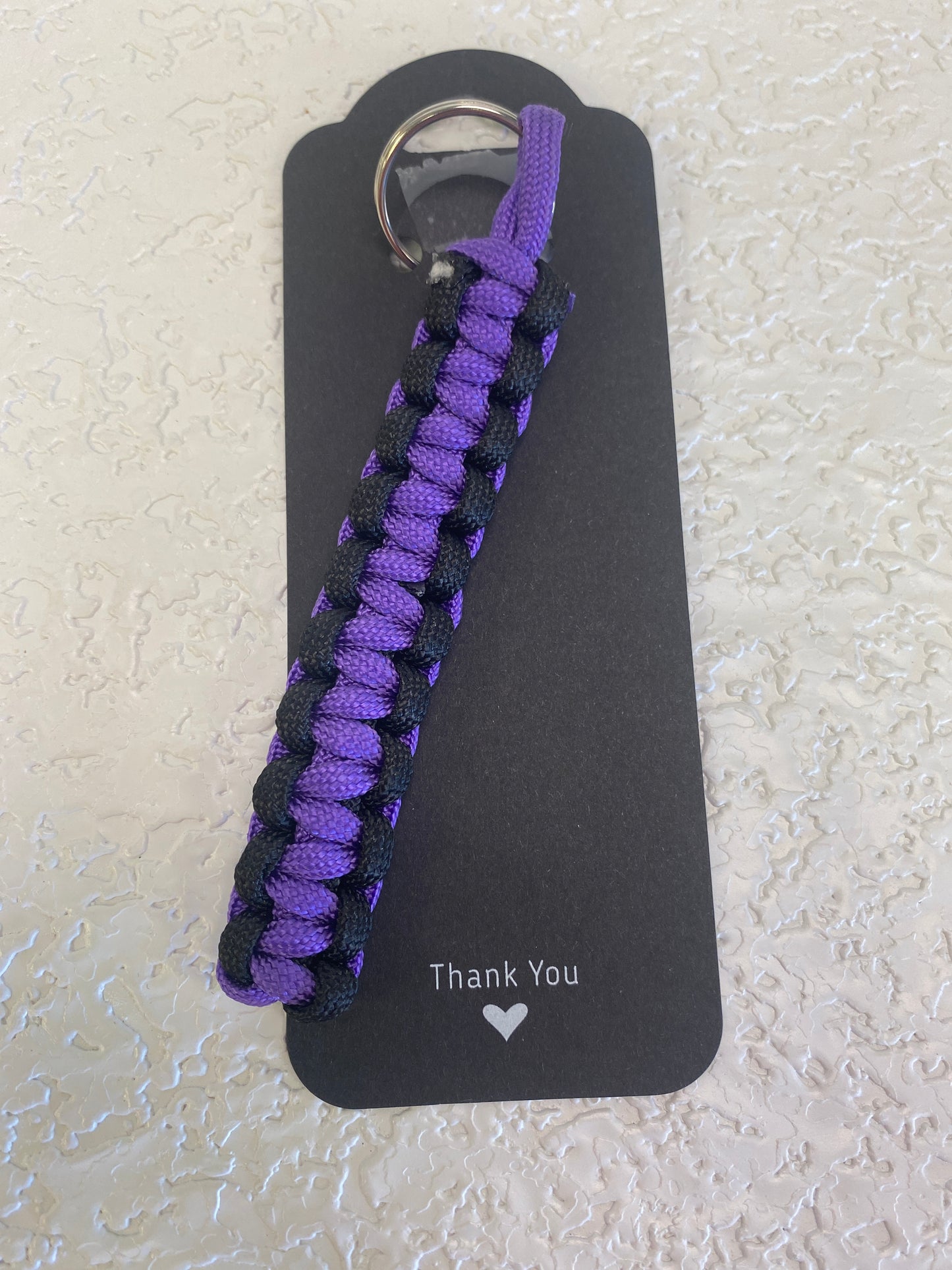 PARACORD KEYCHAIN MEDIUM COBRA PURPLE BLACK