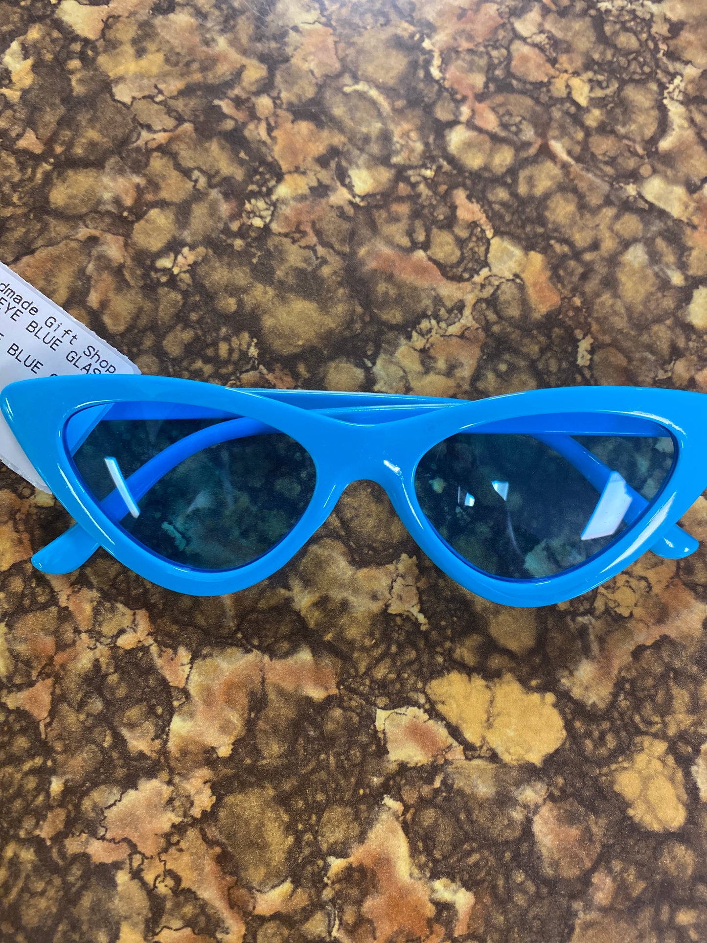NOVELTY CAT EYE BLUE GLASSES
