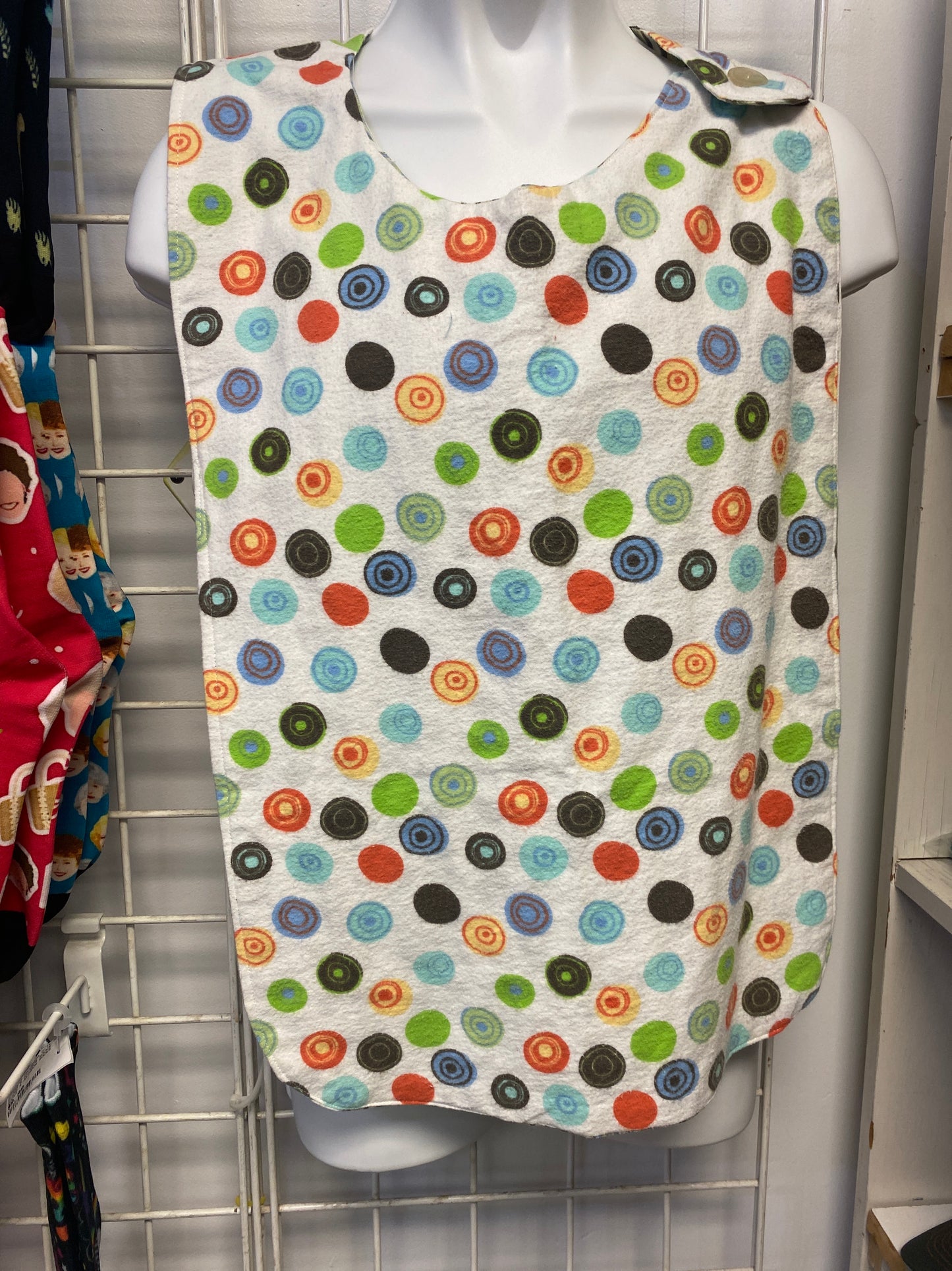 LARGE REVERSIBLE BIB