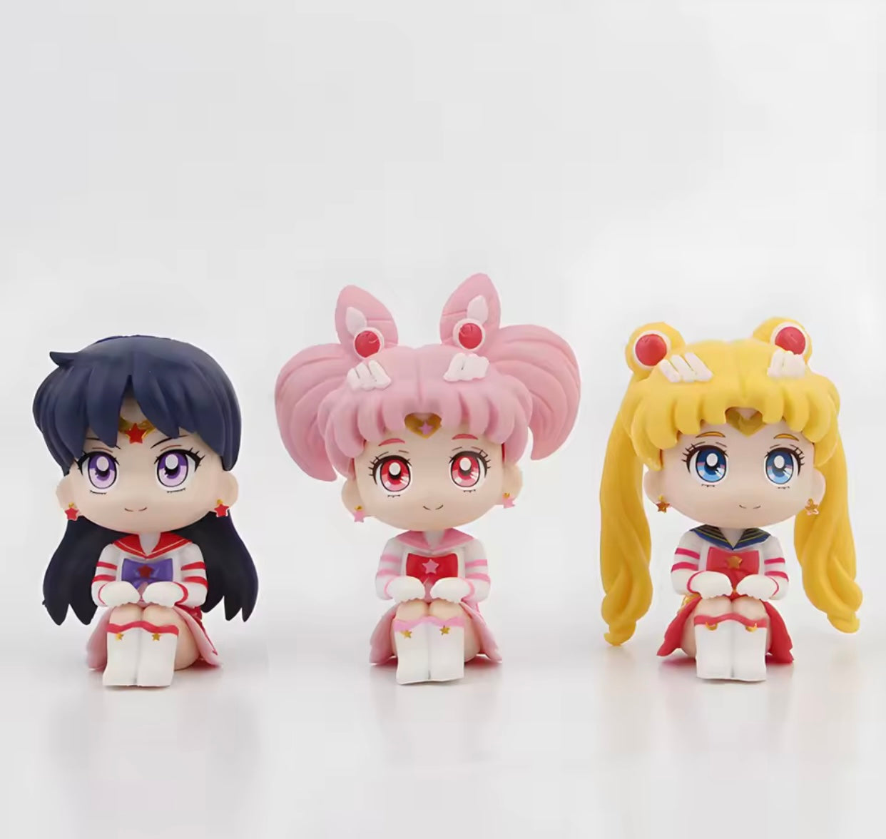 SAILOR MOON FIGURE
