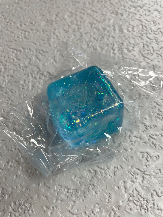 LG BLUE GLITTER SQUISH