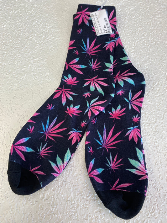 MAGENTA BLUE POT LEAF SOCKS