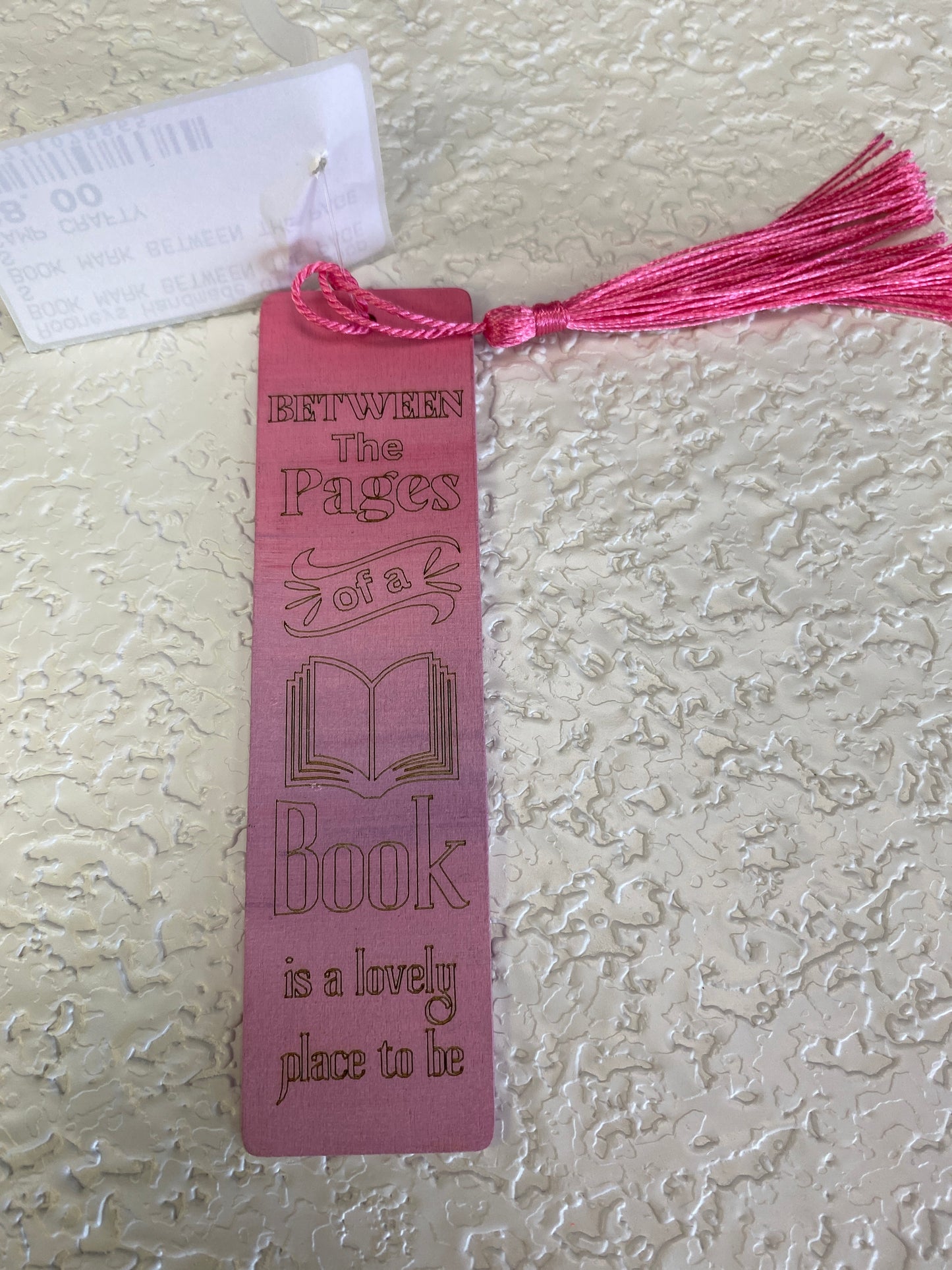 BOOK MARK BETWEEN THE PAGES